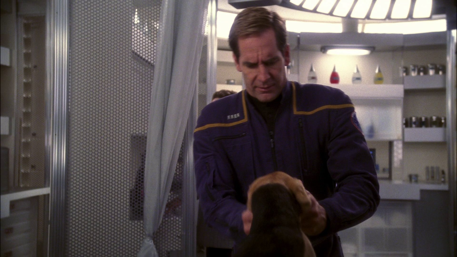 extant_StarTrek_ENT_1x13-DearDoctor_0483.jpg