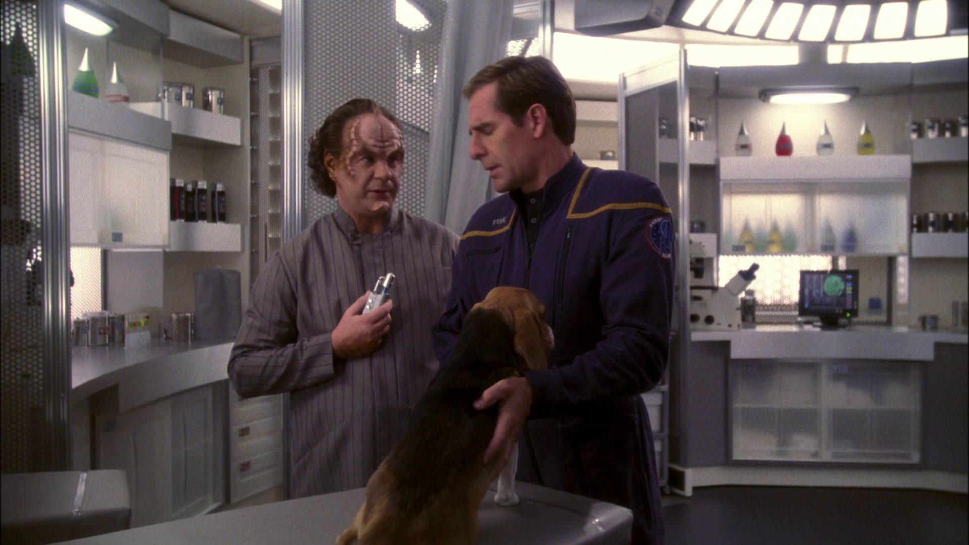 extant_StarTrek_ENT_1x13-DearDoctor_0494.jpg