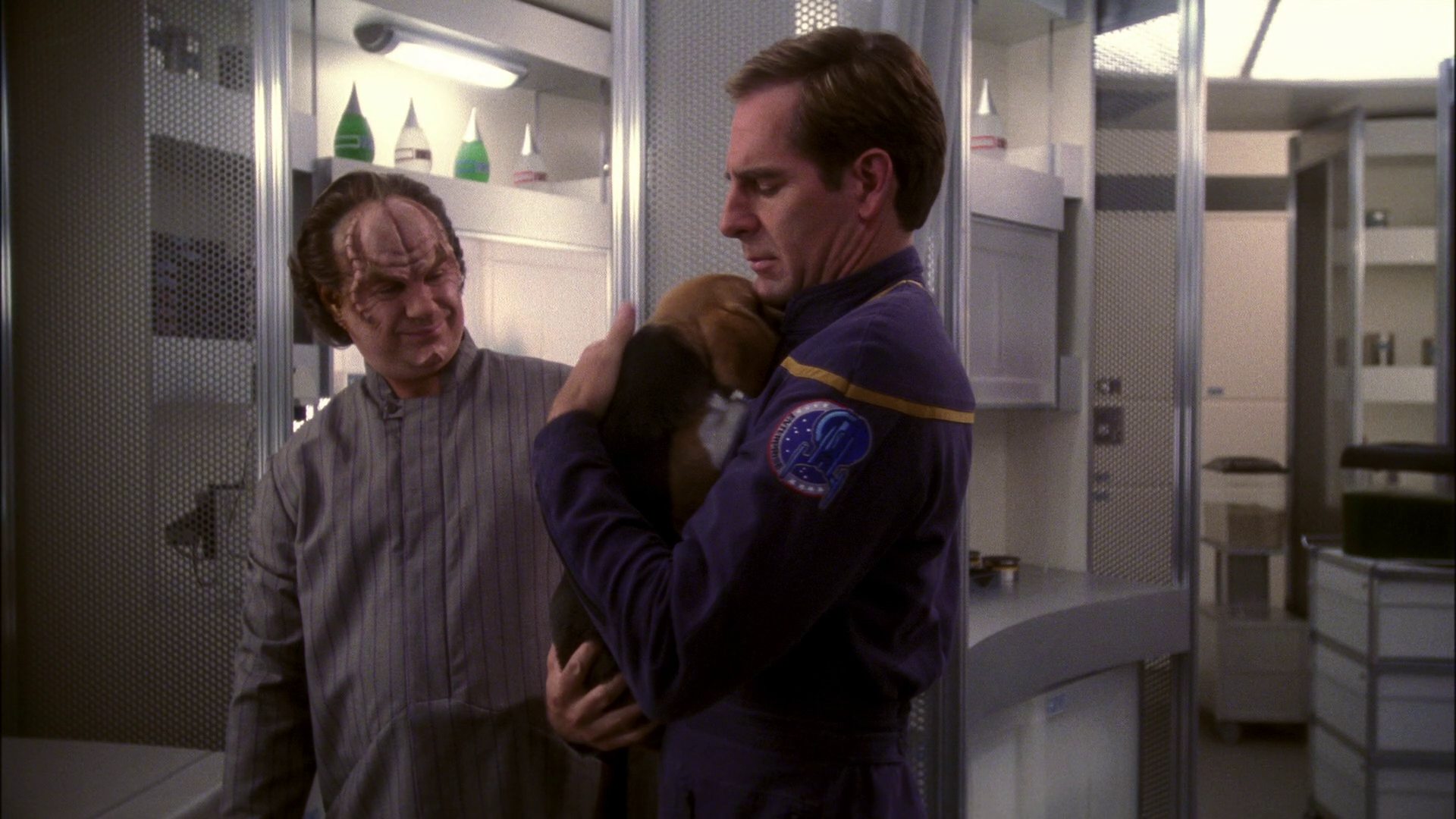 extant_StarTrek_ENT_1x13-DearDoctor_0513.jpg