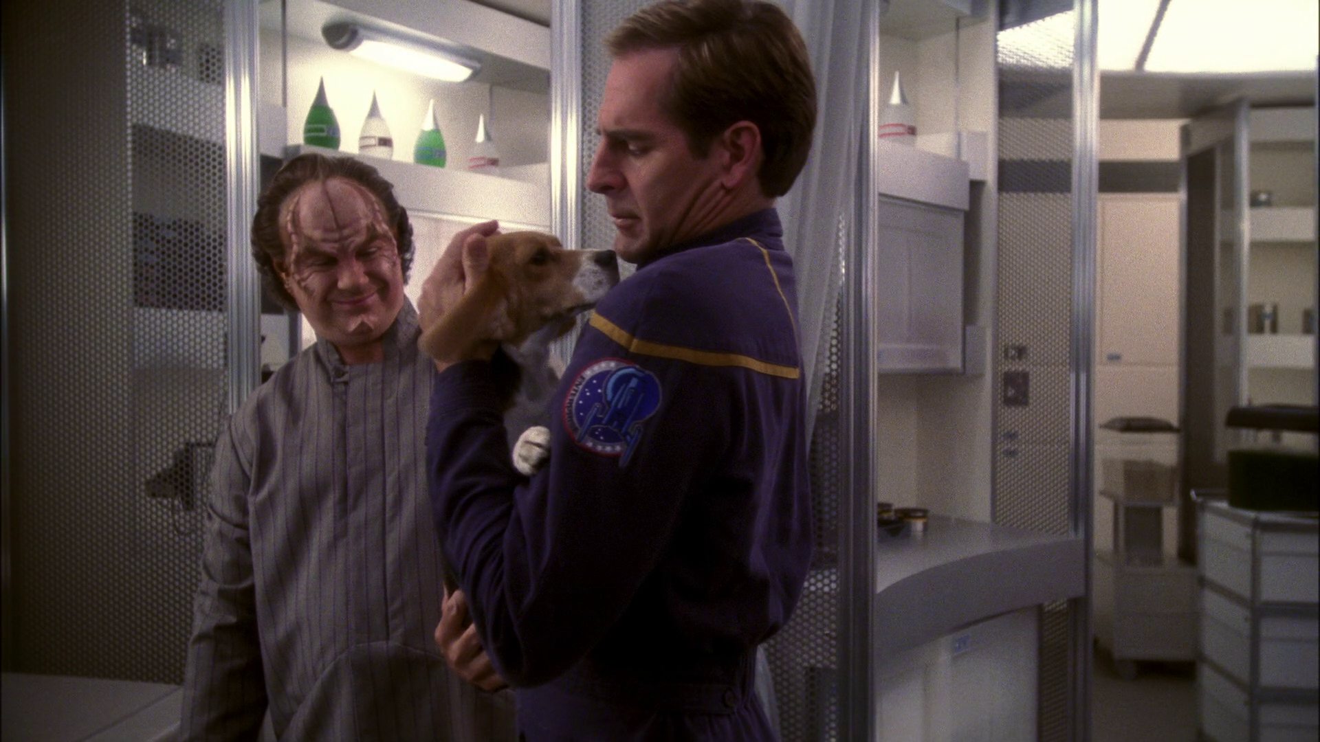 extant_StarTrek_ENT_1x13-DearDoctor_0514.jpg