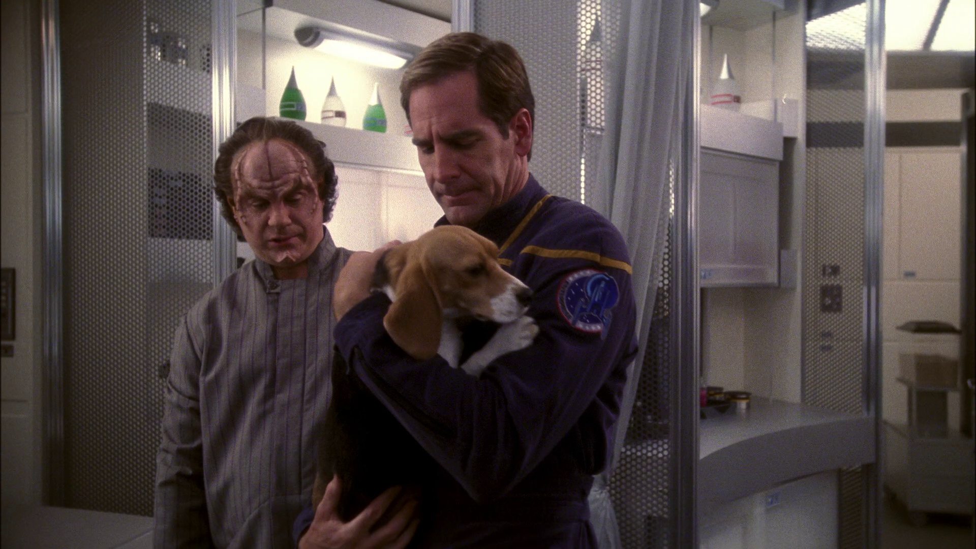extant_StarTrek_ENT_1x13-DearDoctor_0518.jpg