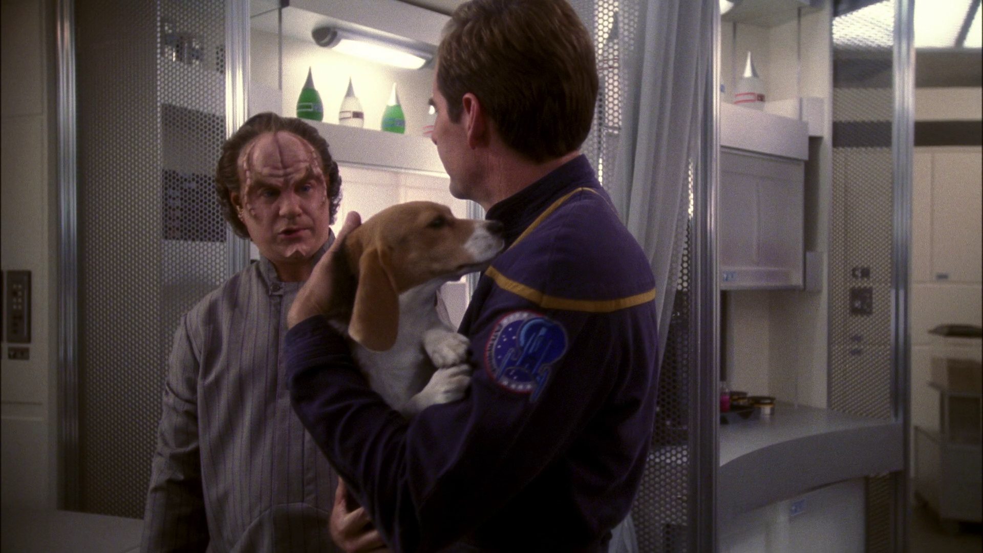extant_StarTrek_ENT_1x13-DearDoctor_0519.jpg