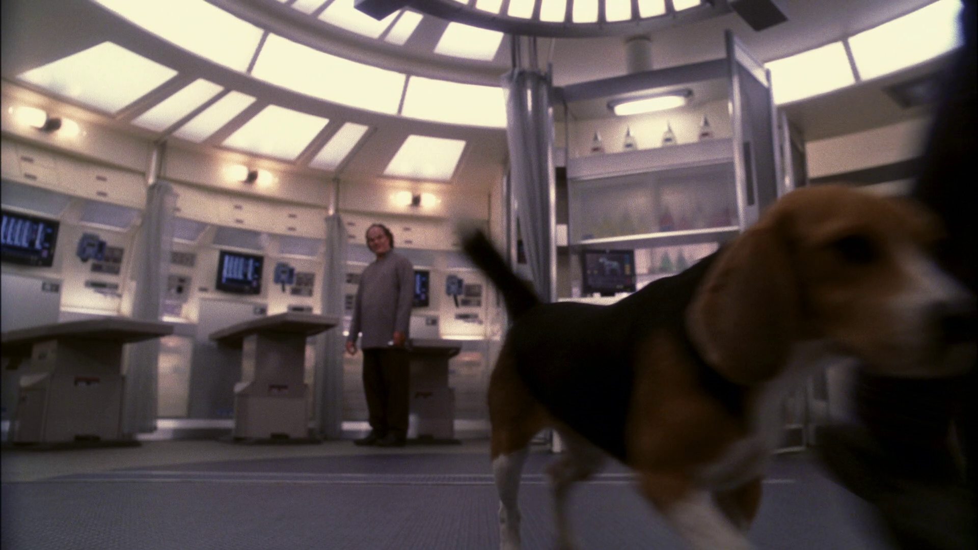 extant_StarTrek_ENT_1x13-DearDoctor_0531.jpg