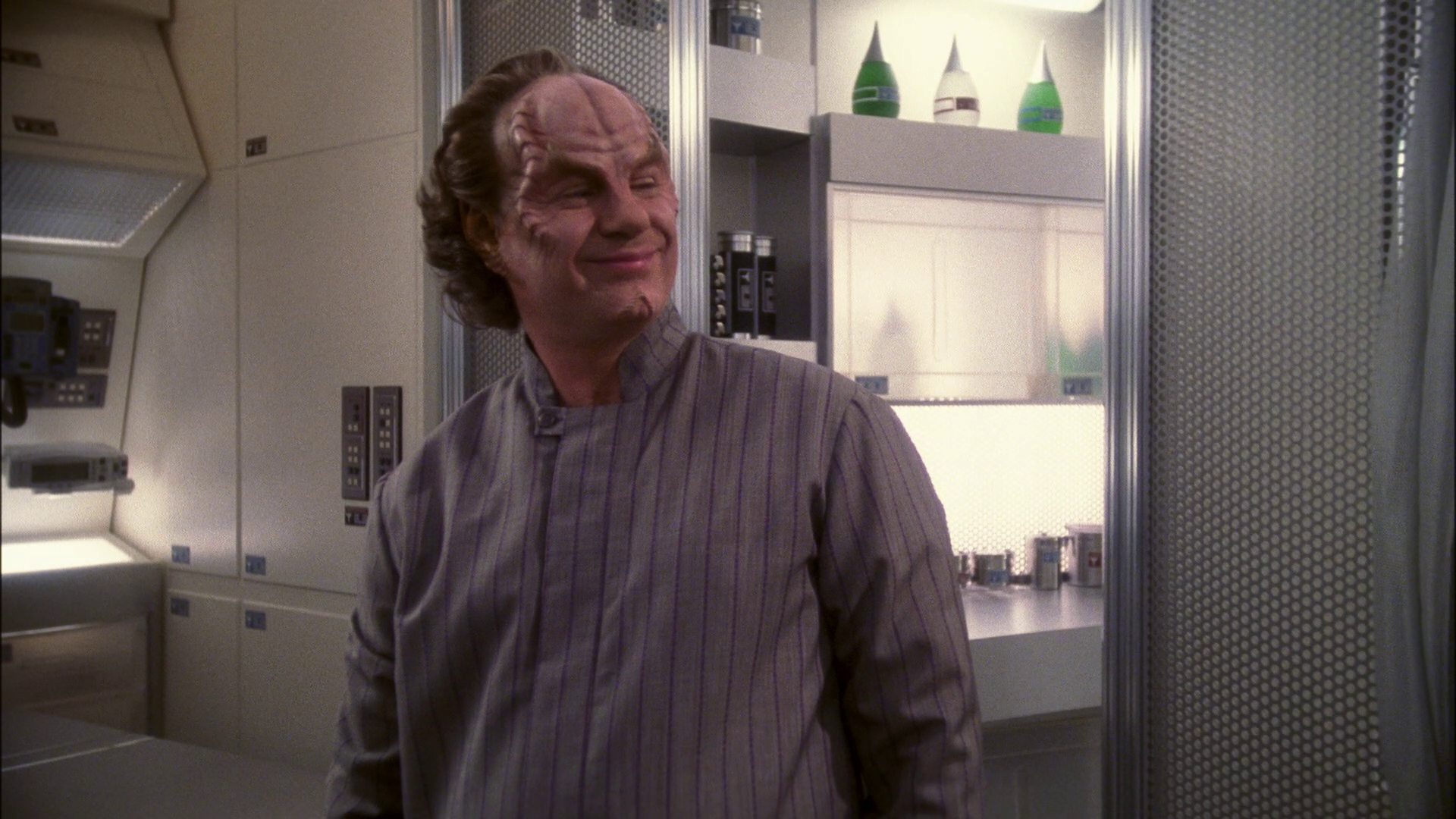 extant_StarTrek_ENT_1x13-DearDoctor_0535.jpg