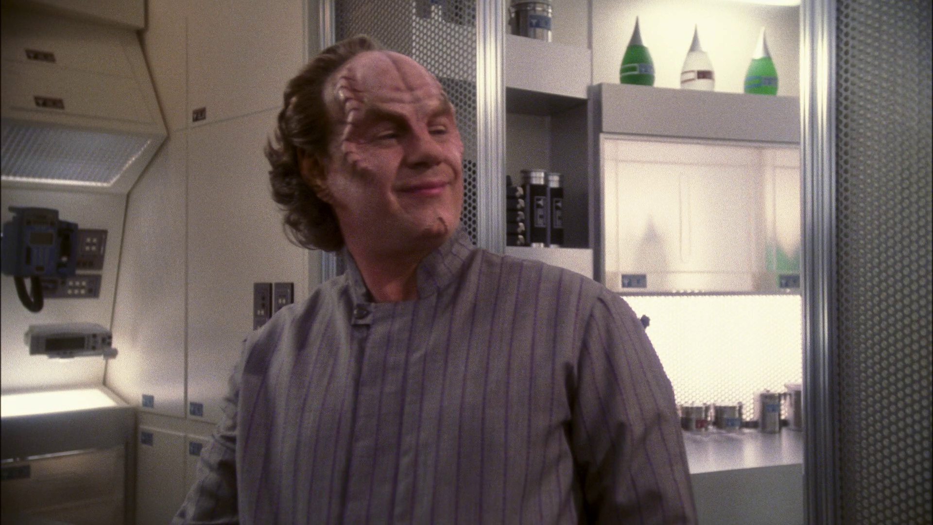 extant_StarTrek_ENT_1x13-DearDoctor_0539.jpg