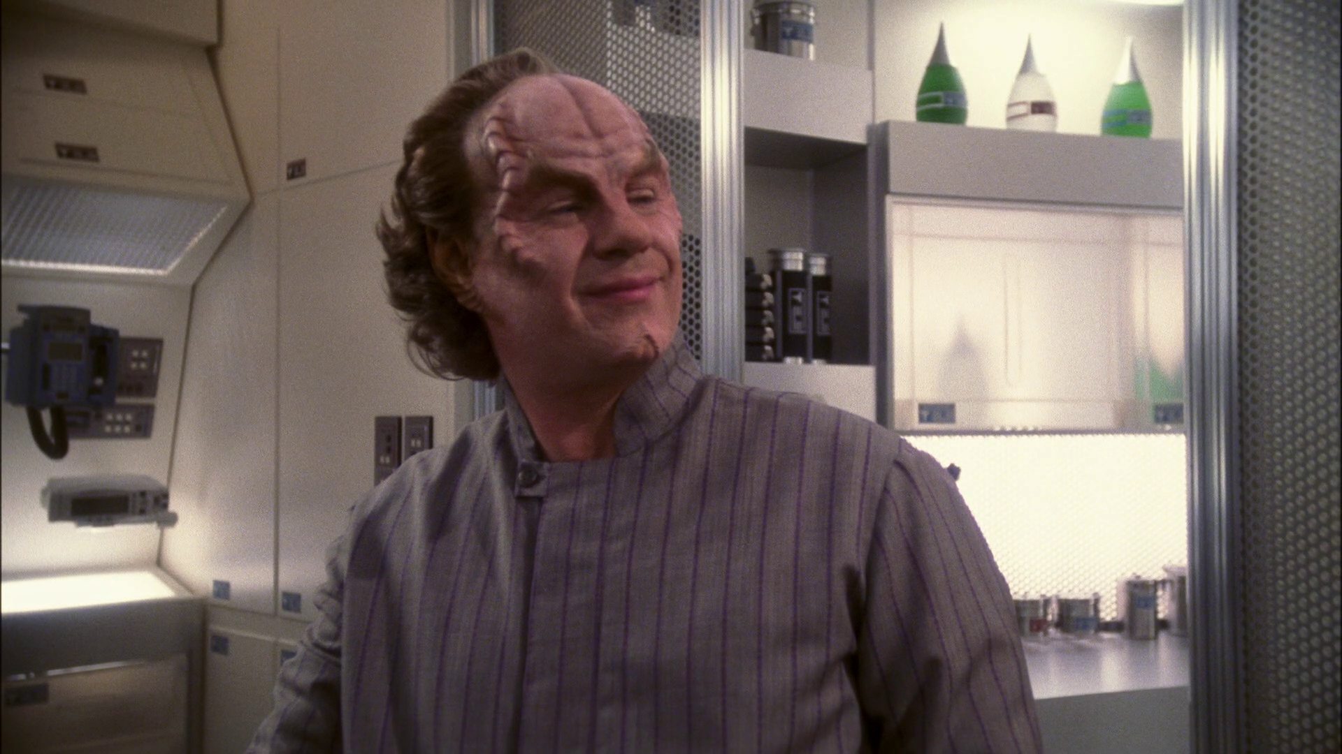 extant_StarTrek_ENT_1x13-DearDoctor_0540.jpg