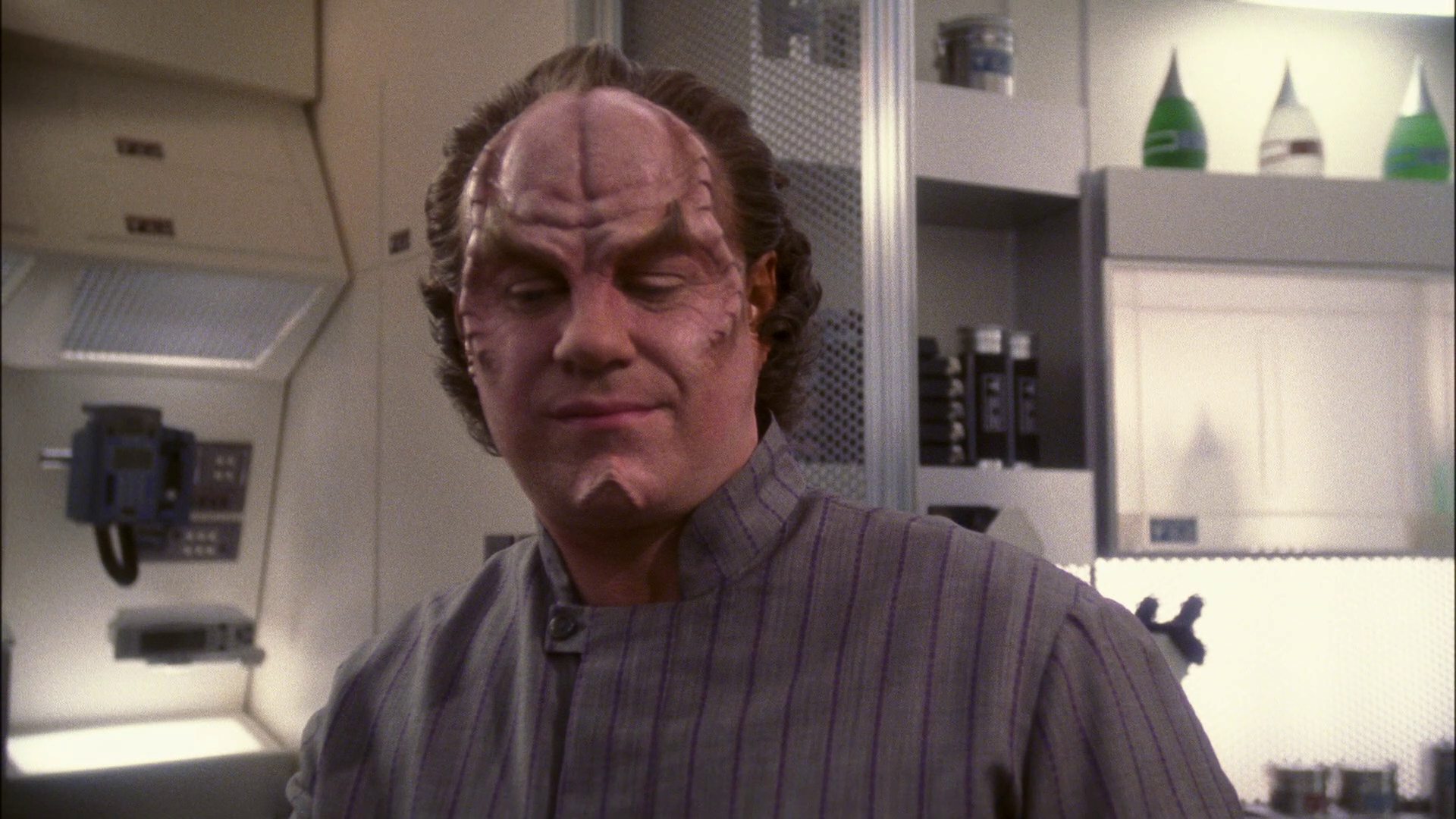 extant_StarTrek_ENT_1x13-DearDoctor_0545.jpg