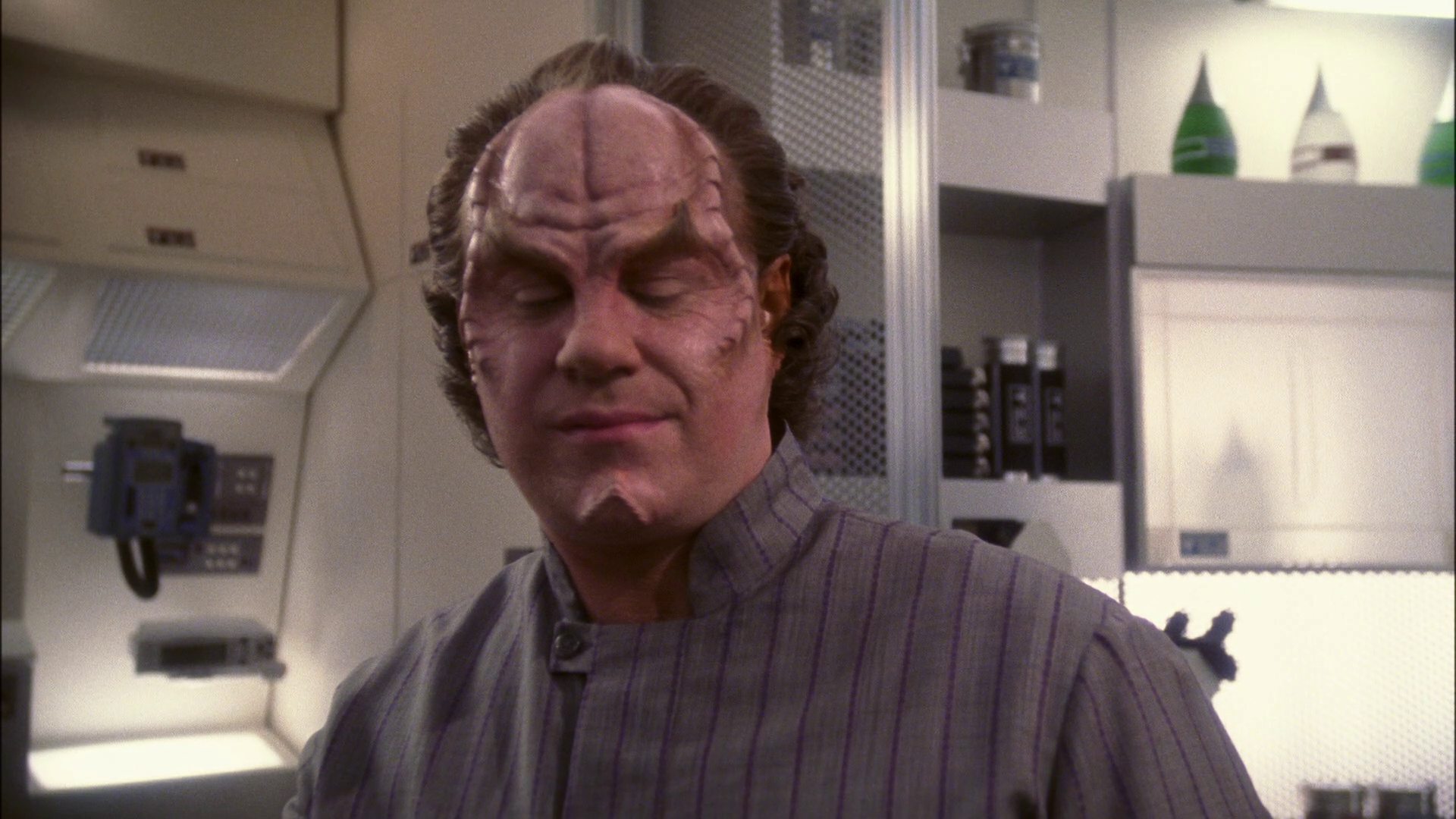 extant_StarTrek_ENT_1x13-DearDoctor_0546.jpg