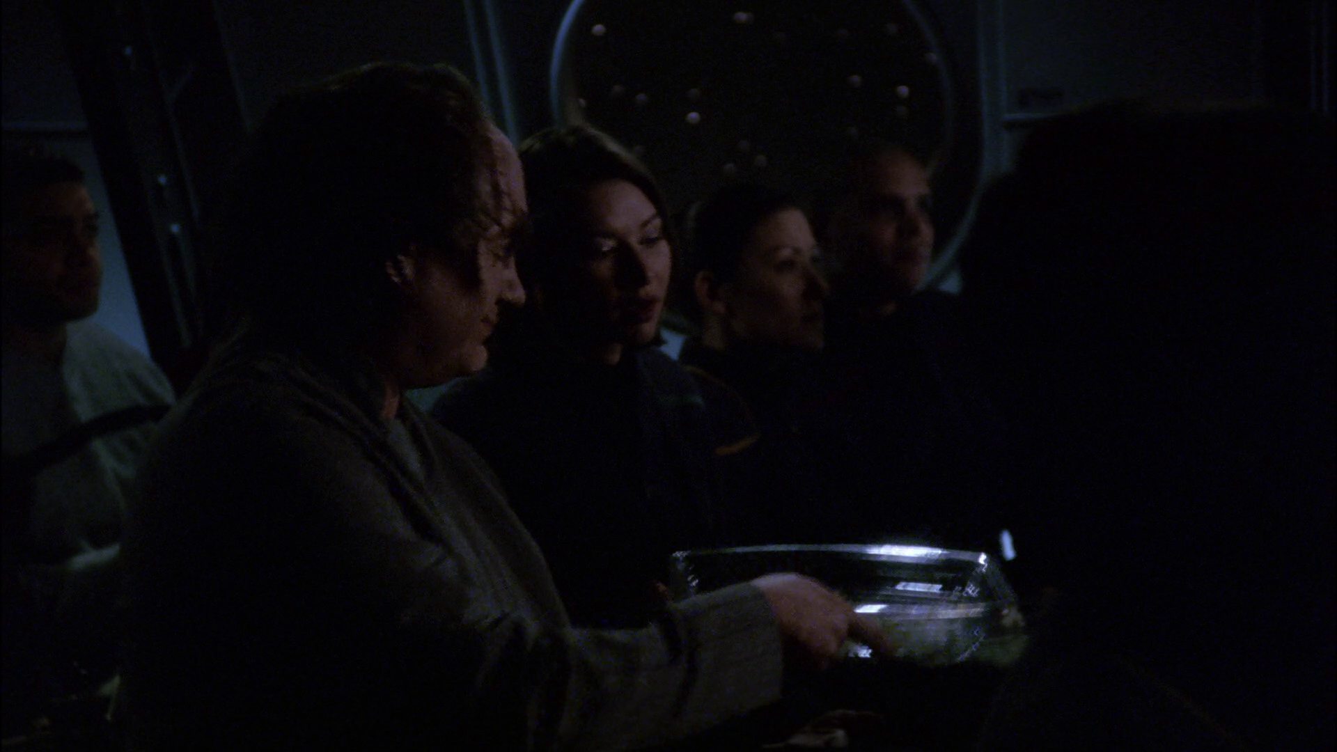 extant_StarTrek_ENT_1x13-DearDoctor_0640.jpg