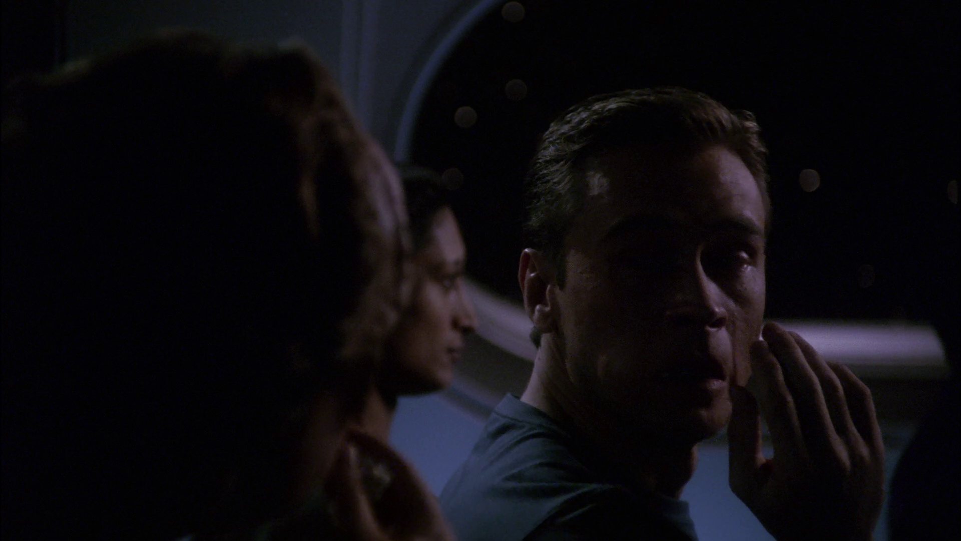 extant_StarTrek_ENT_1x13-DearDoctor_0656.jpg