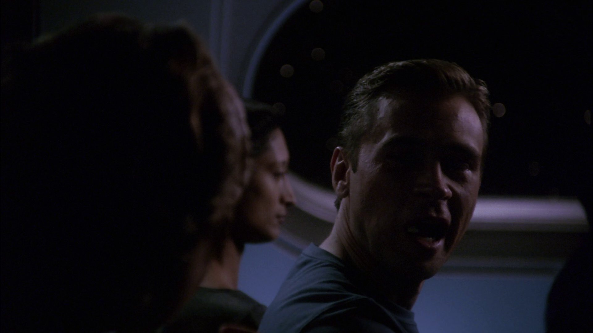 extant_StarTrek_ENT_1x13-DearDoctor_0662.jpg