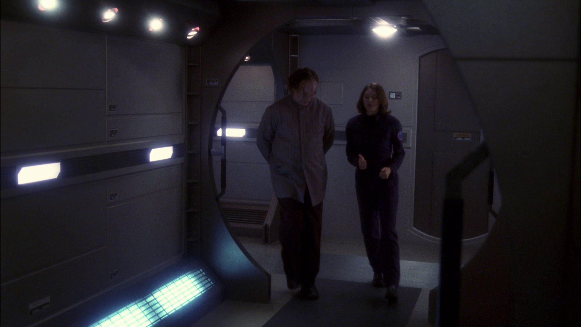 extant_StarTrek_ENT_1x13-DearDoctor_0697.jpg