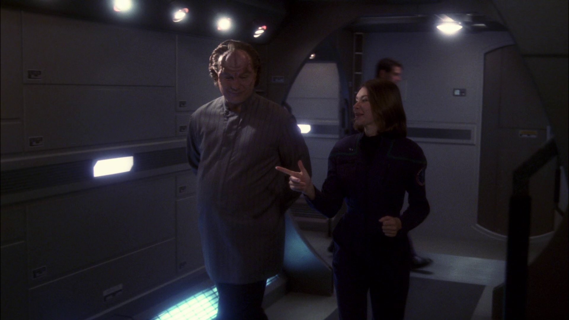 extant_StarTrek_ENT_1x13-DearDoctor_0701.jpg