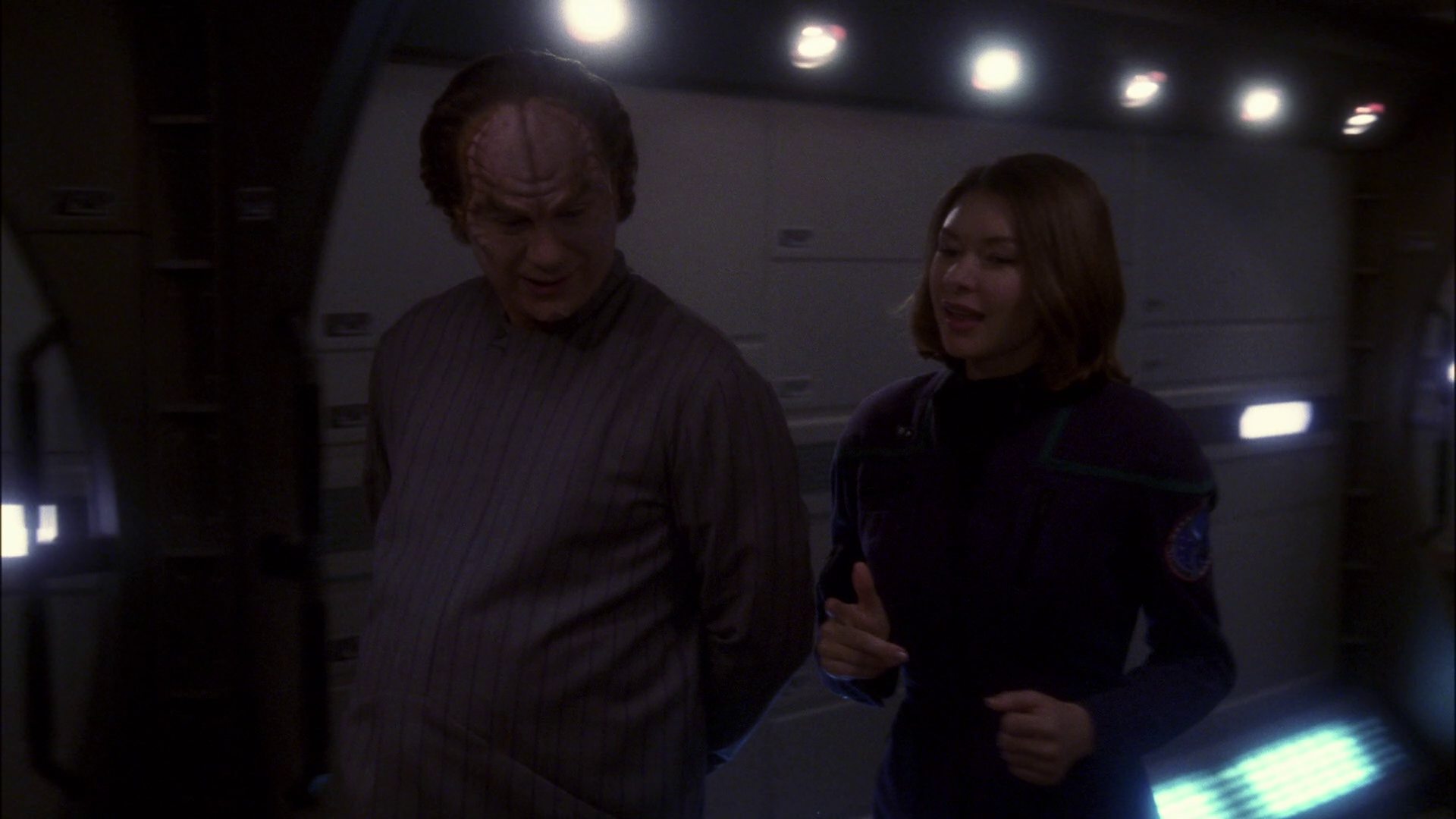 extant_StarTrek_ENT_1x13-DearDoctor_0704.jpg