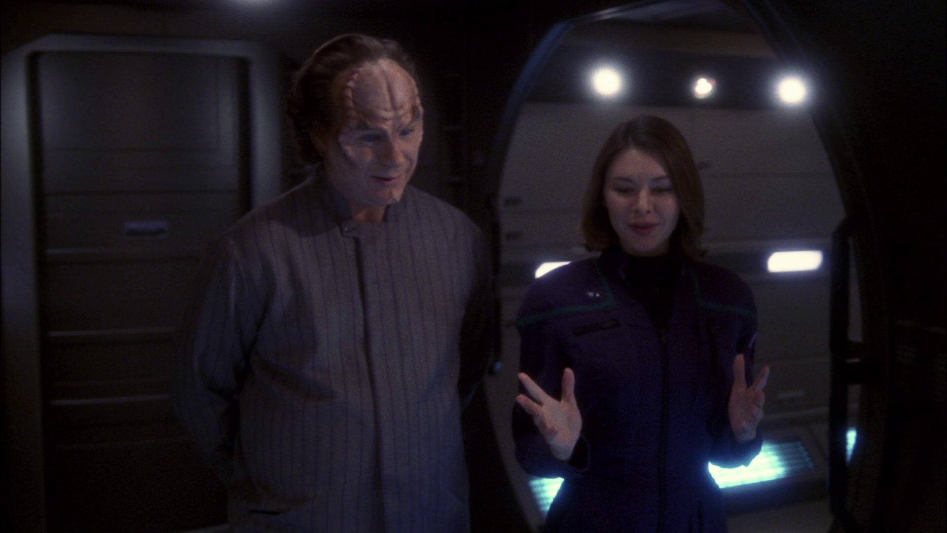 extant_StarTrek_ENT_1x13-DearDoctor_0709.jpg