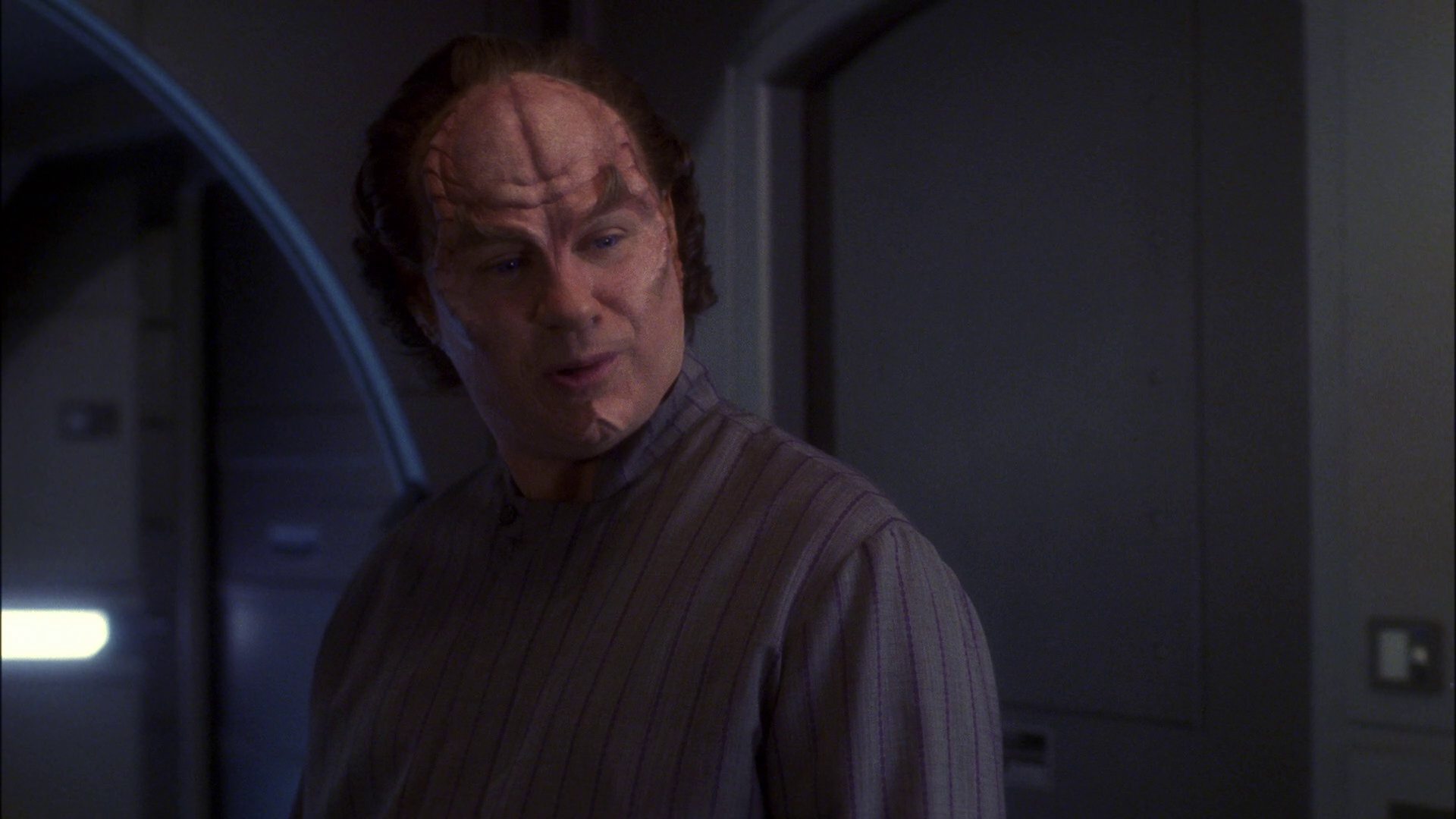 extant_StarTrek_ENT_1x13-DearDoctor_0768.jpg