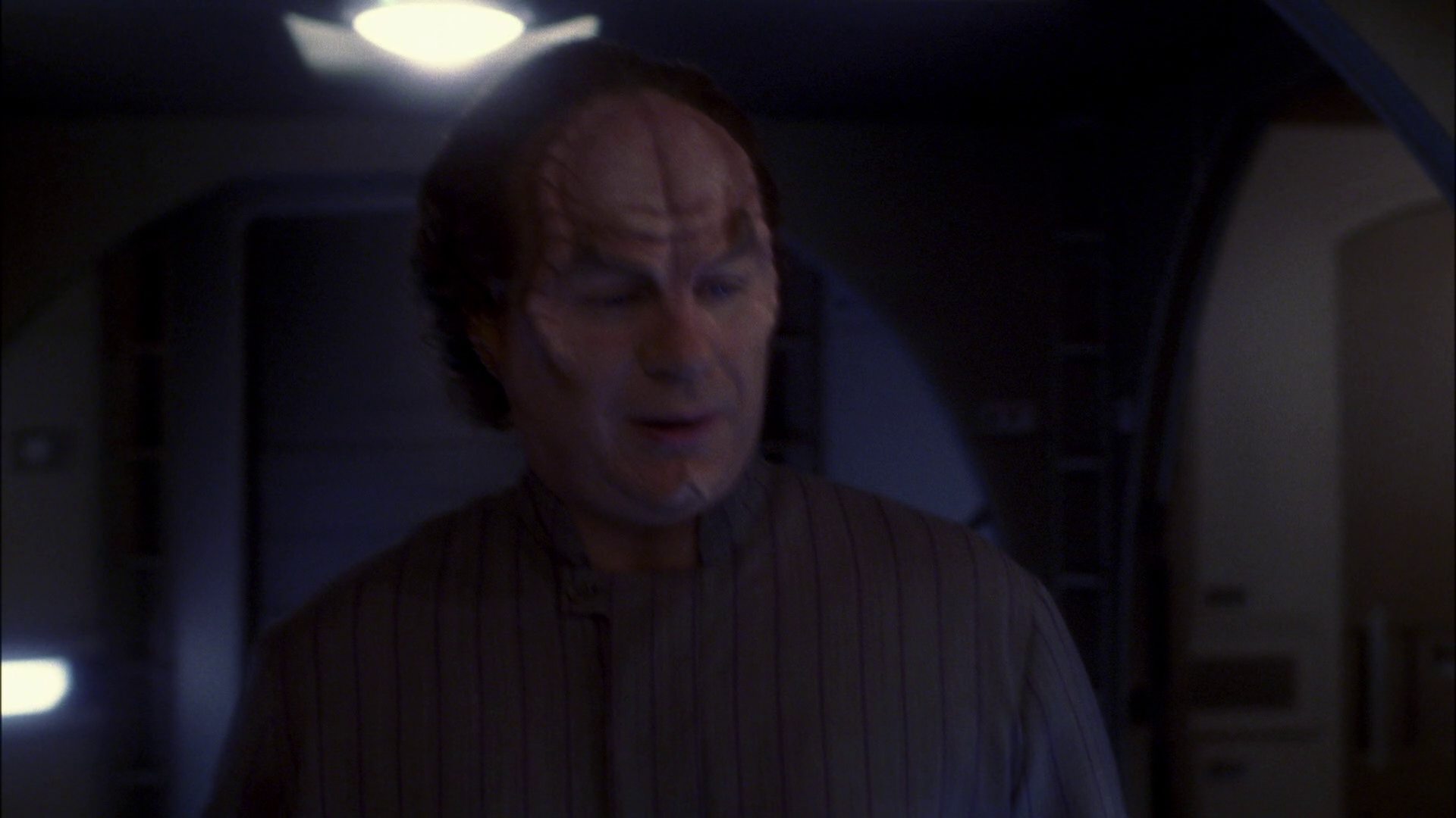 extant_StarTrek_ENT_1x13-DearDoctor_0815.jpg