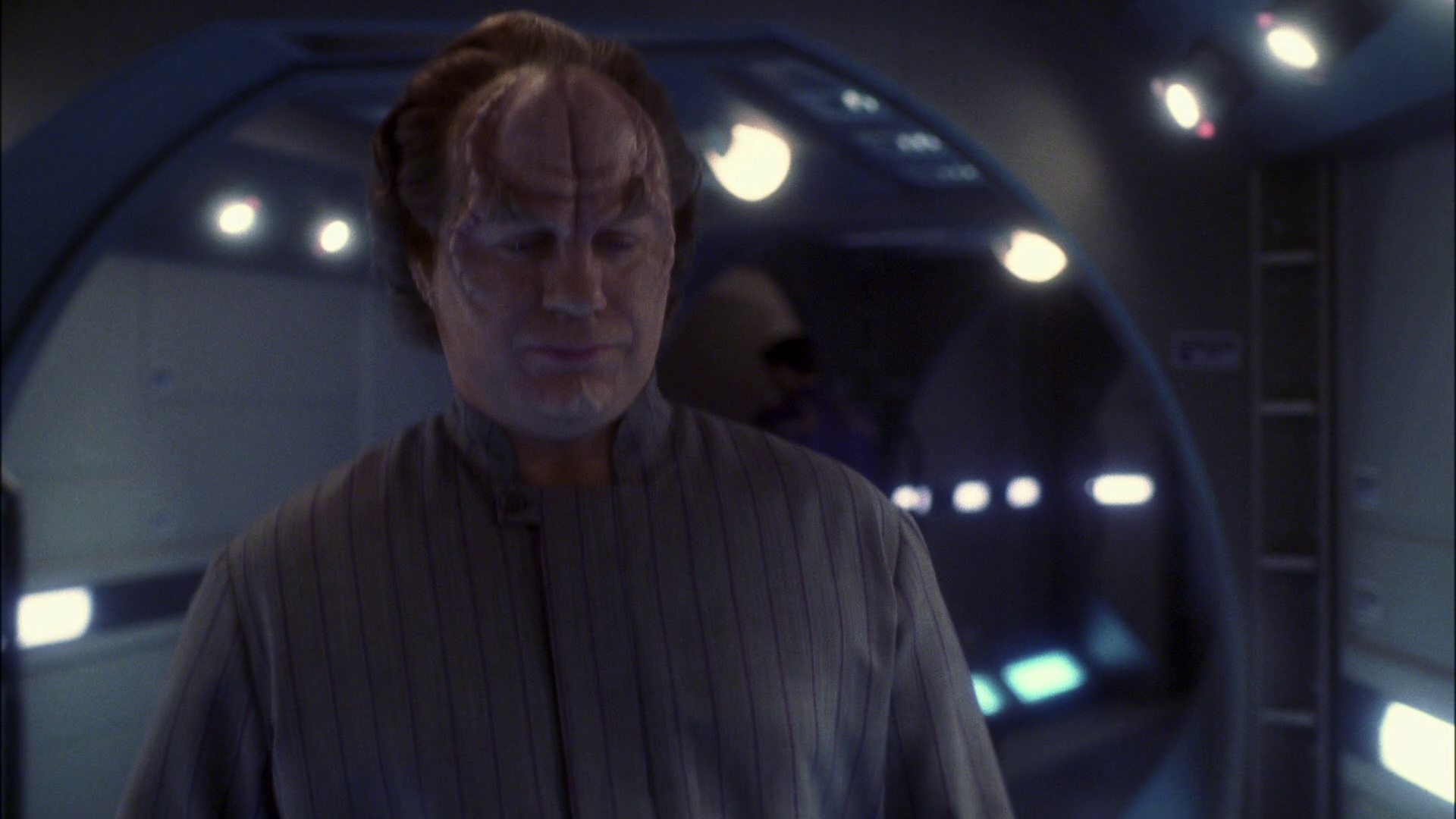 extant_StarTrek_ENT_1x13-DearDoctor_0827.jpg