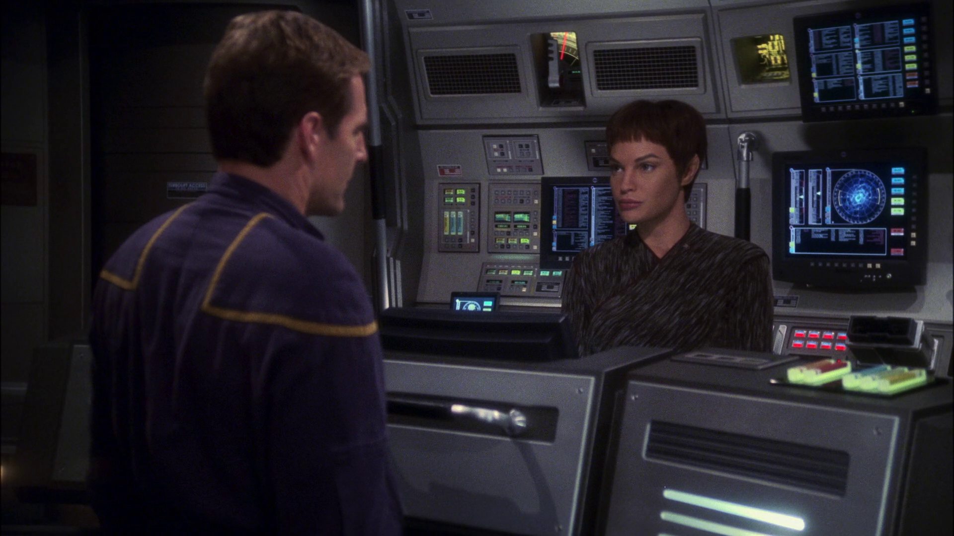 extant_StarTrek_ENT_1x13-DearDoctor_0852.jpg