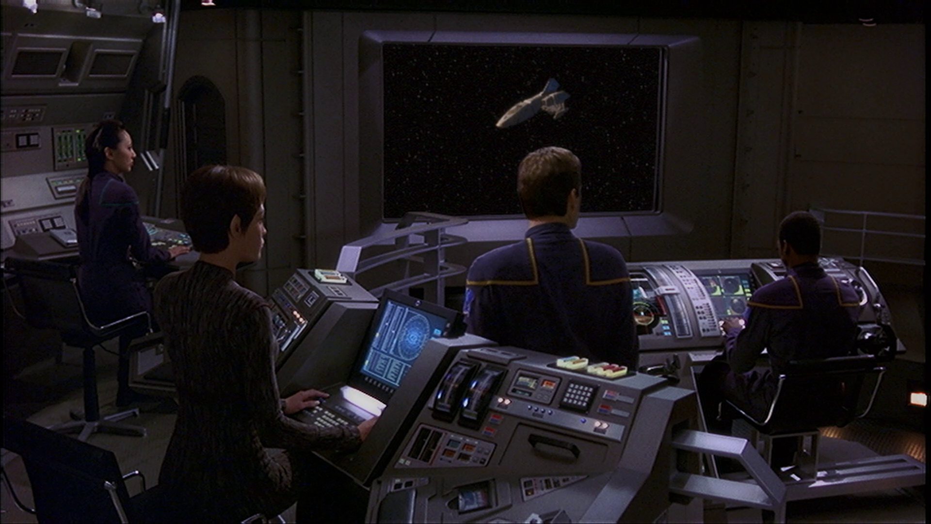 extant_StarTrek_ENT_1x13-DearDoctor_0862.jpg