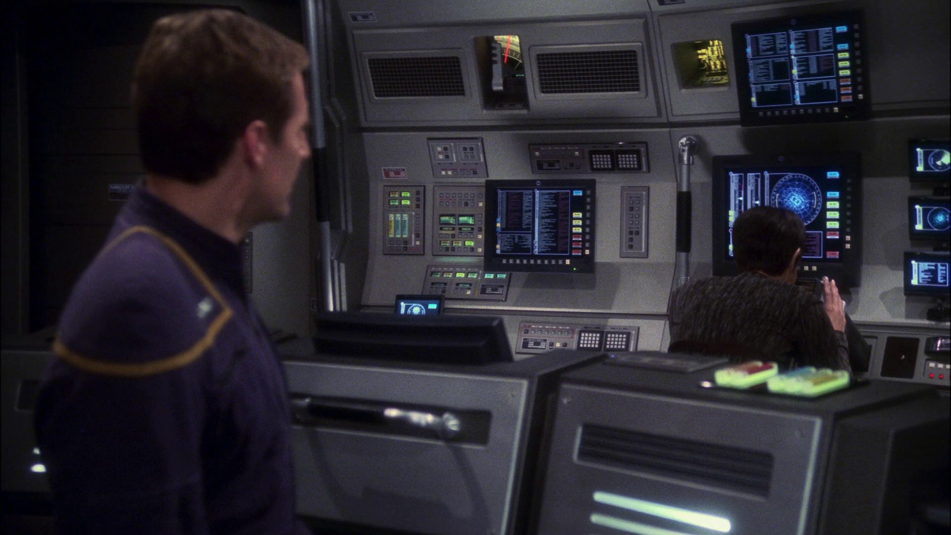 extant_StarTrek_ENT_1x13-DearDoctor_0872.jpg