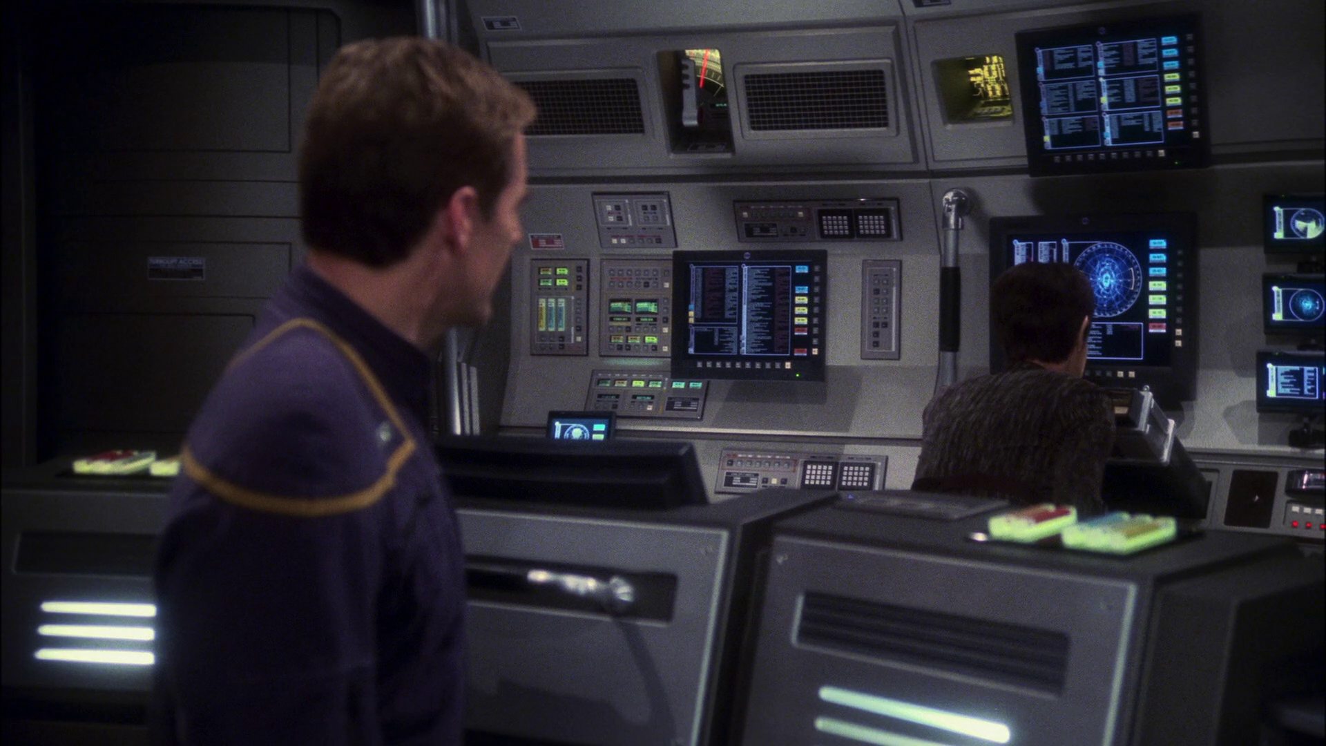extant_StarTrek_ENT_1x13-DearDoctor_0875.jpg