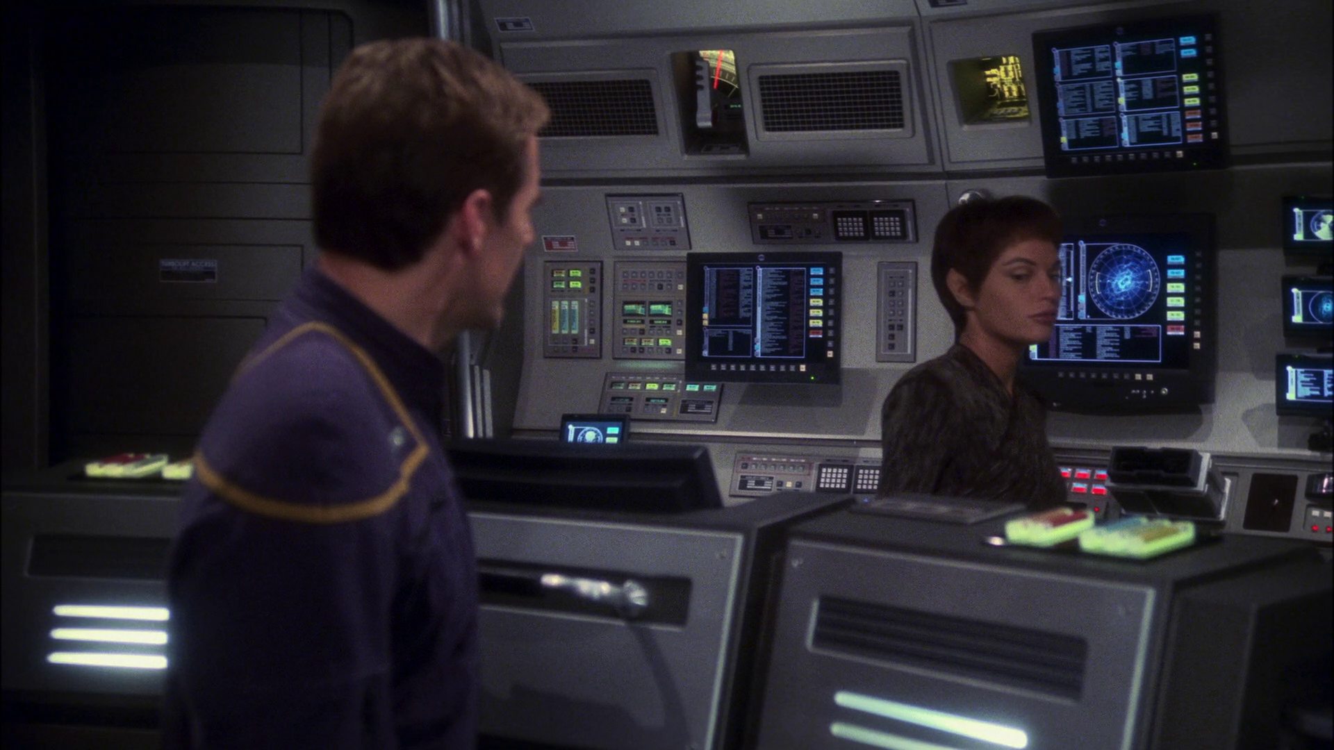 extant_StarTrek_ENT_1x13-DearDoctor_0877.jpg