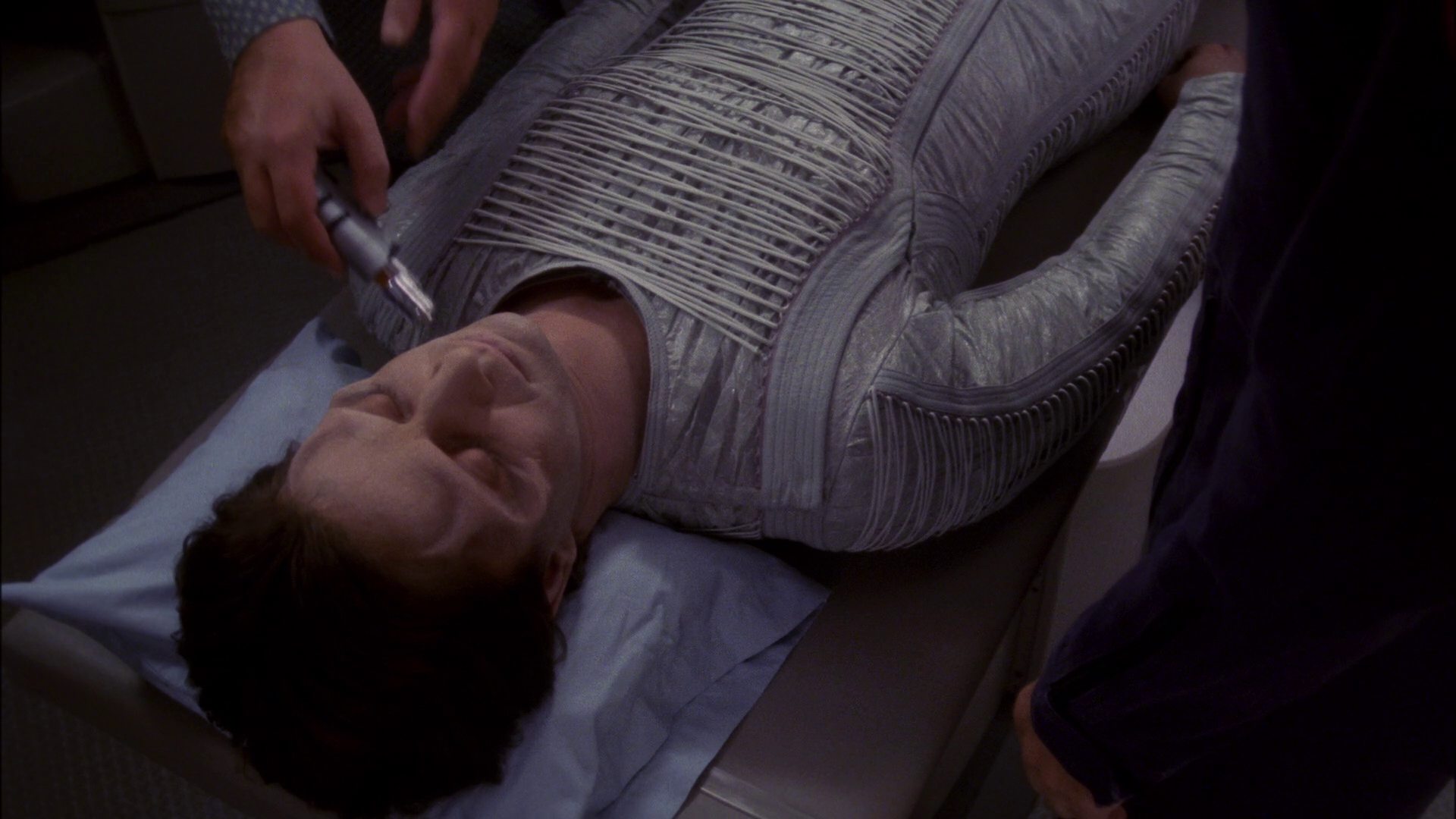 extant_StarTrek_ENT_1x13-DearDoctor_0897.jpg