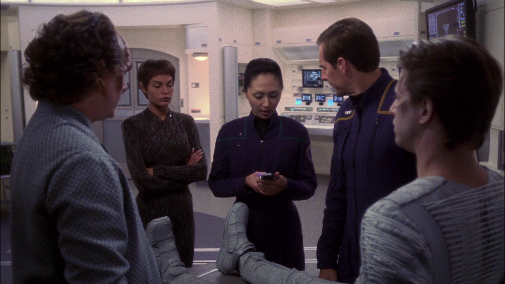 extant_StarTrek_ENT_1x13-DearDoctor_0939.jpg