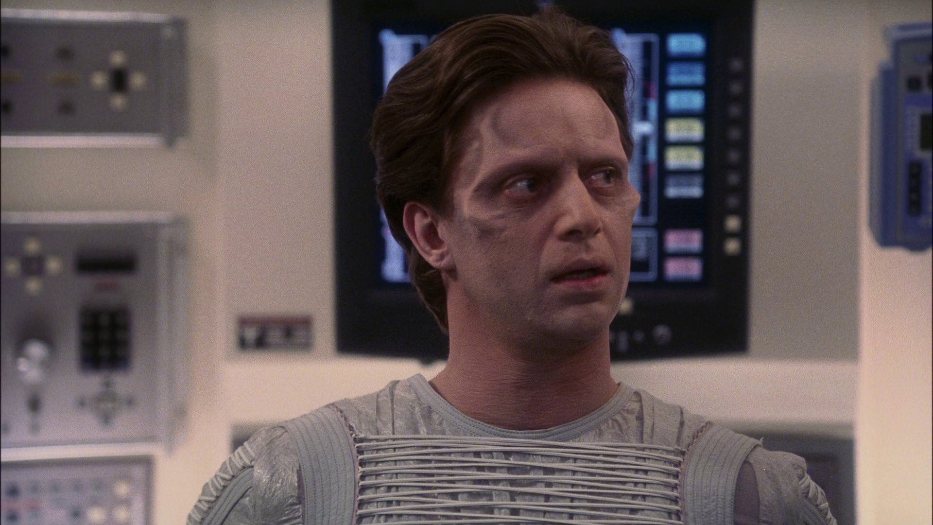 extant_StarTrek_ENT_1x13-DearDoctor_0955.jpg