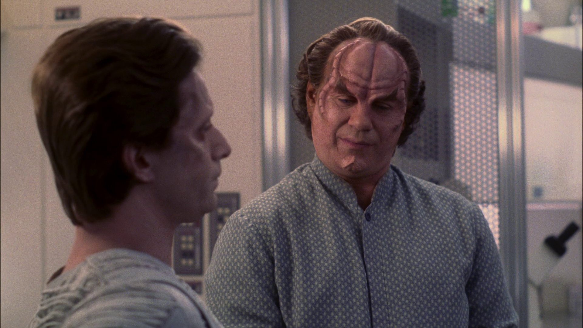 extant_StarTrek_ENT_1x13-DearDoctor_0998.jpg