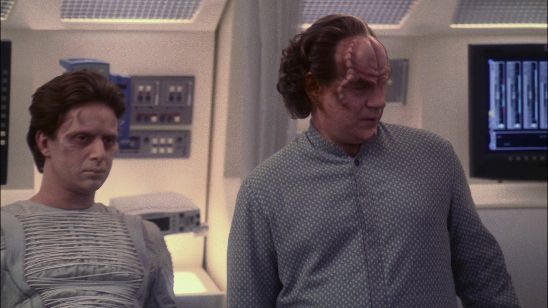 extant_StarTrek_ENT_1x13-DearDoctor_1113.jpg