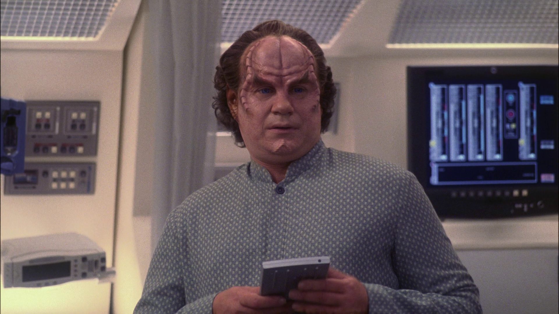 extant_StarTrek_ENT_1x13-DearDoctor_1116.jpg