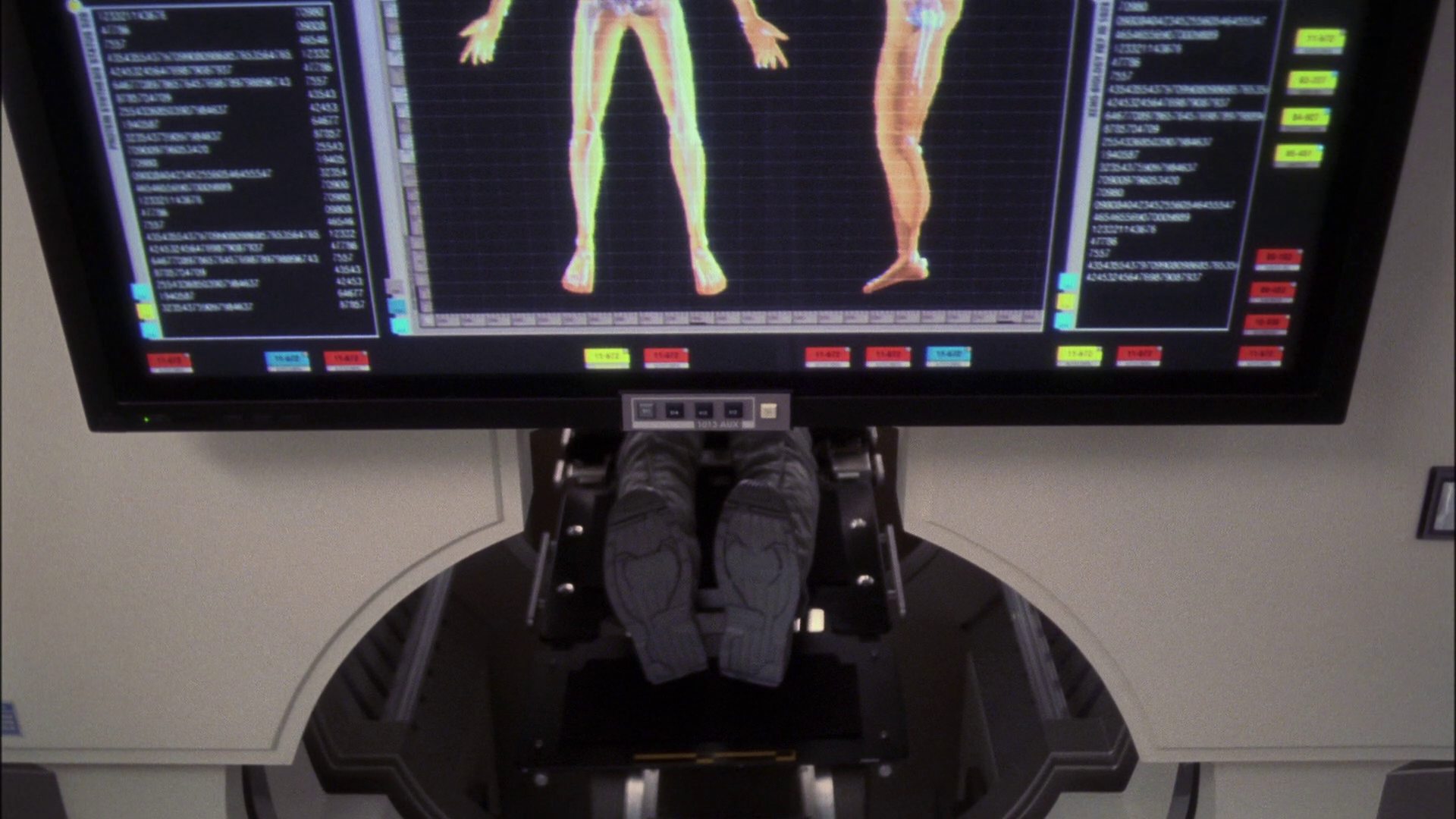extant_StarTrek_ENT_1x13-DearDoctor_1152.jpg