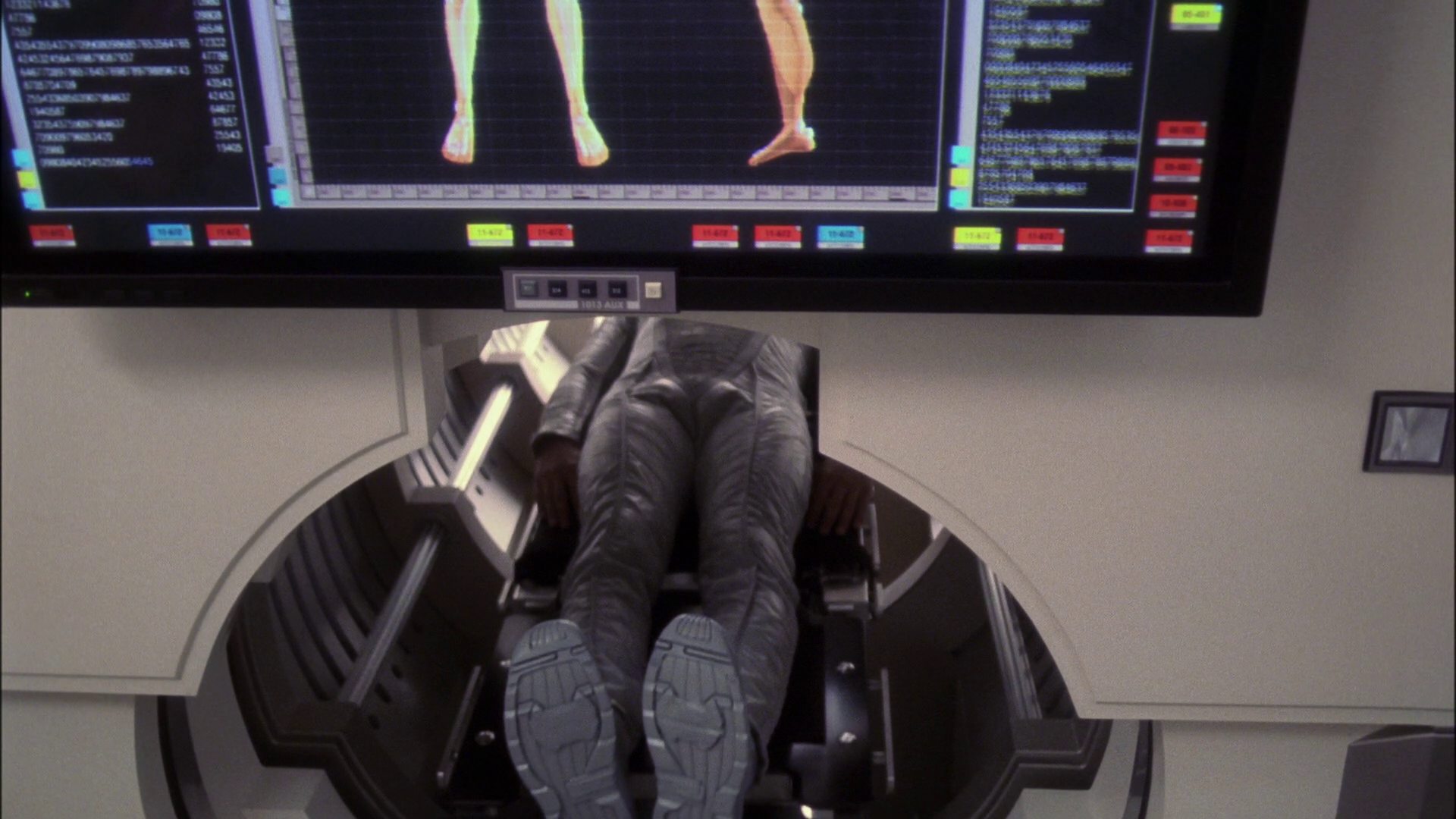 extant_StarTrek_ENT_1x13-DearDoctor_1154.jpg