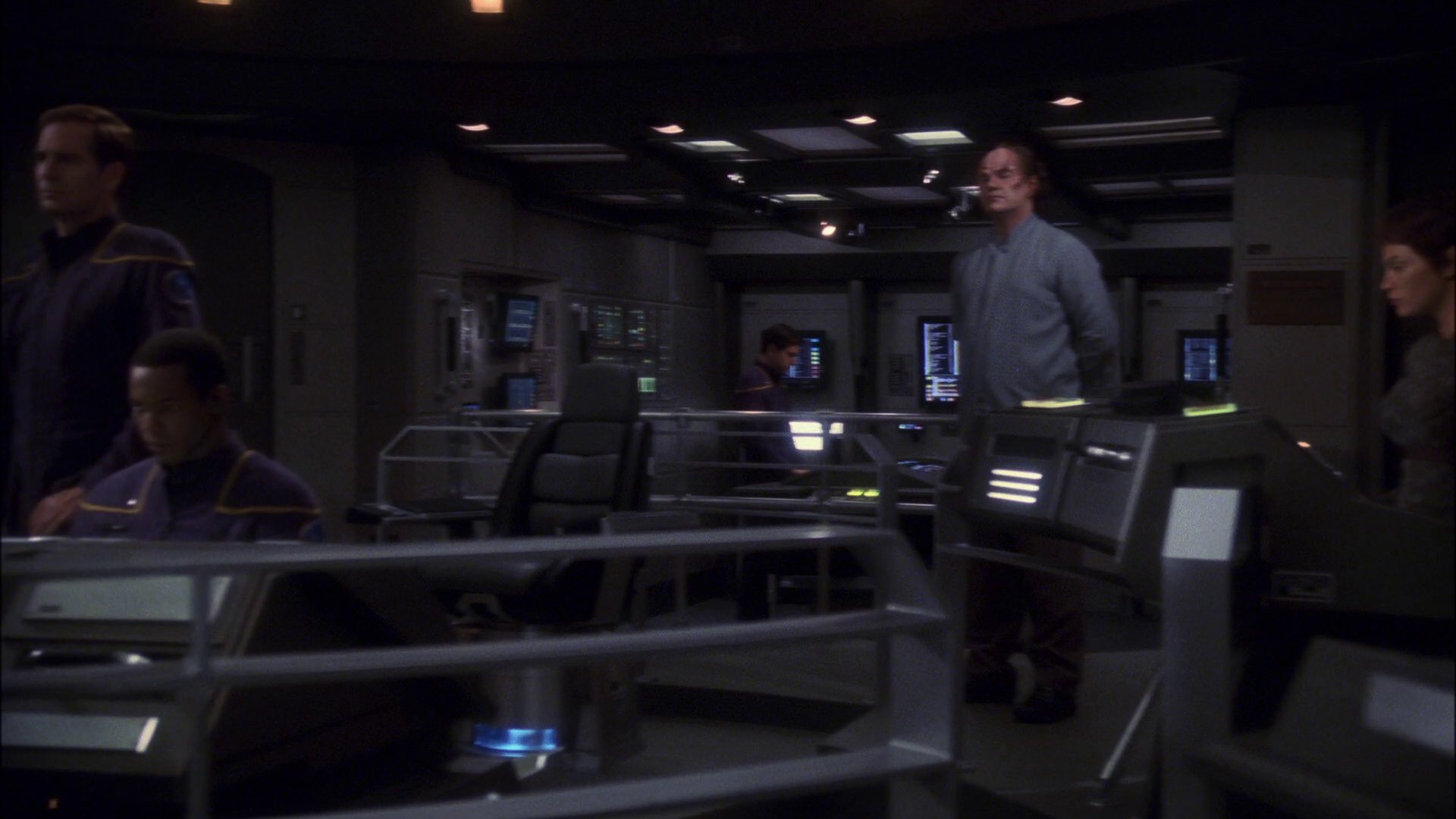 extant_StarTrek_ENT_1x13-DearDoctor_1350.jpg