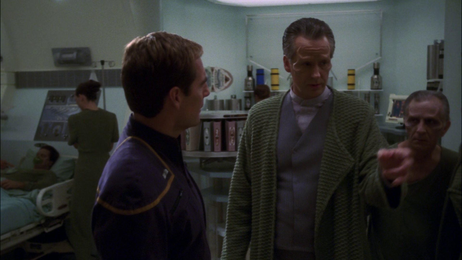 extant_StarTrek_ENT_1x13-DearDoctor_1403.jpg