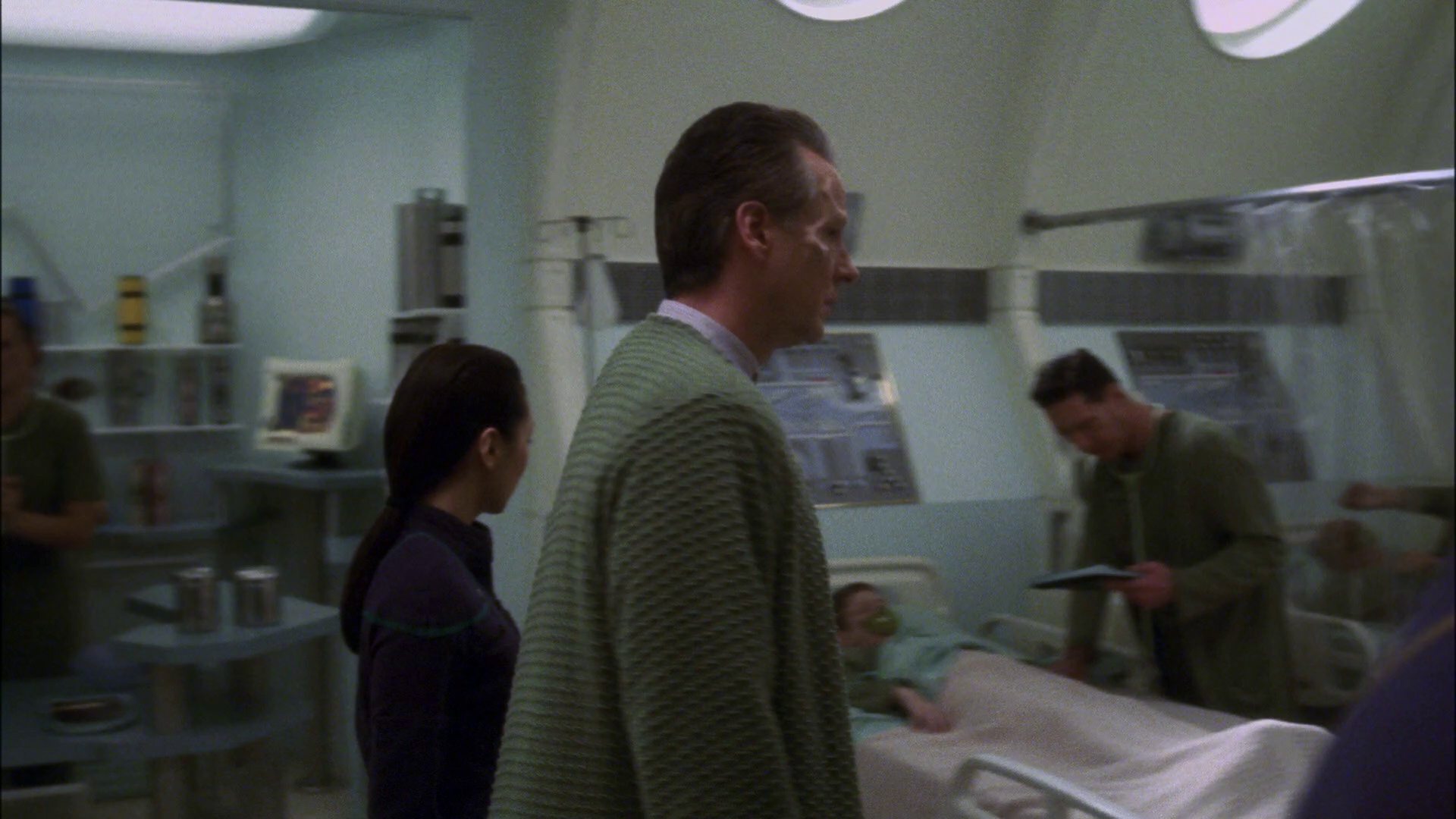 extant_StarTrek_ENT_1x13-DearDoctor_1408.jpg