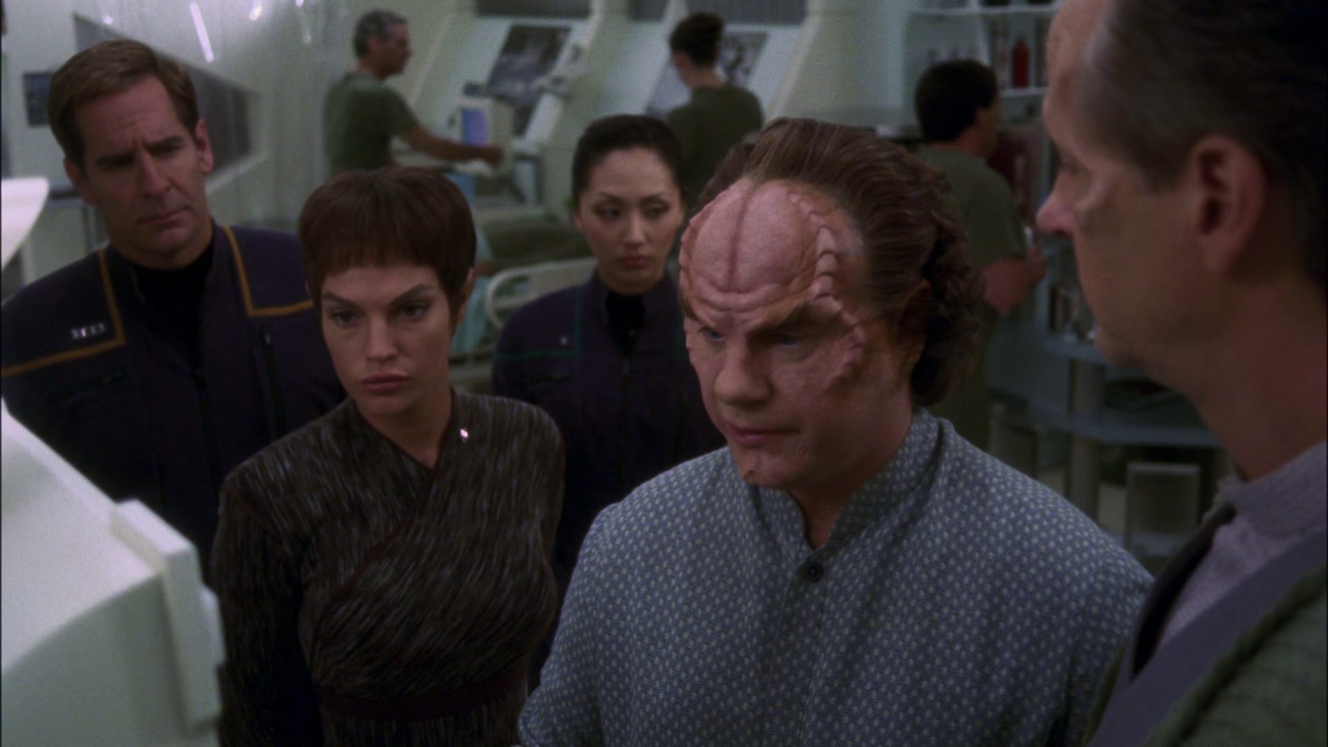 extant_StarTrek_ENT_1x13-DearDoctor_1448.jpg