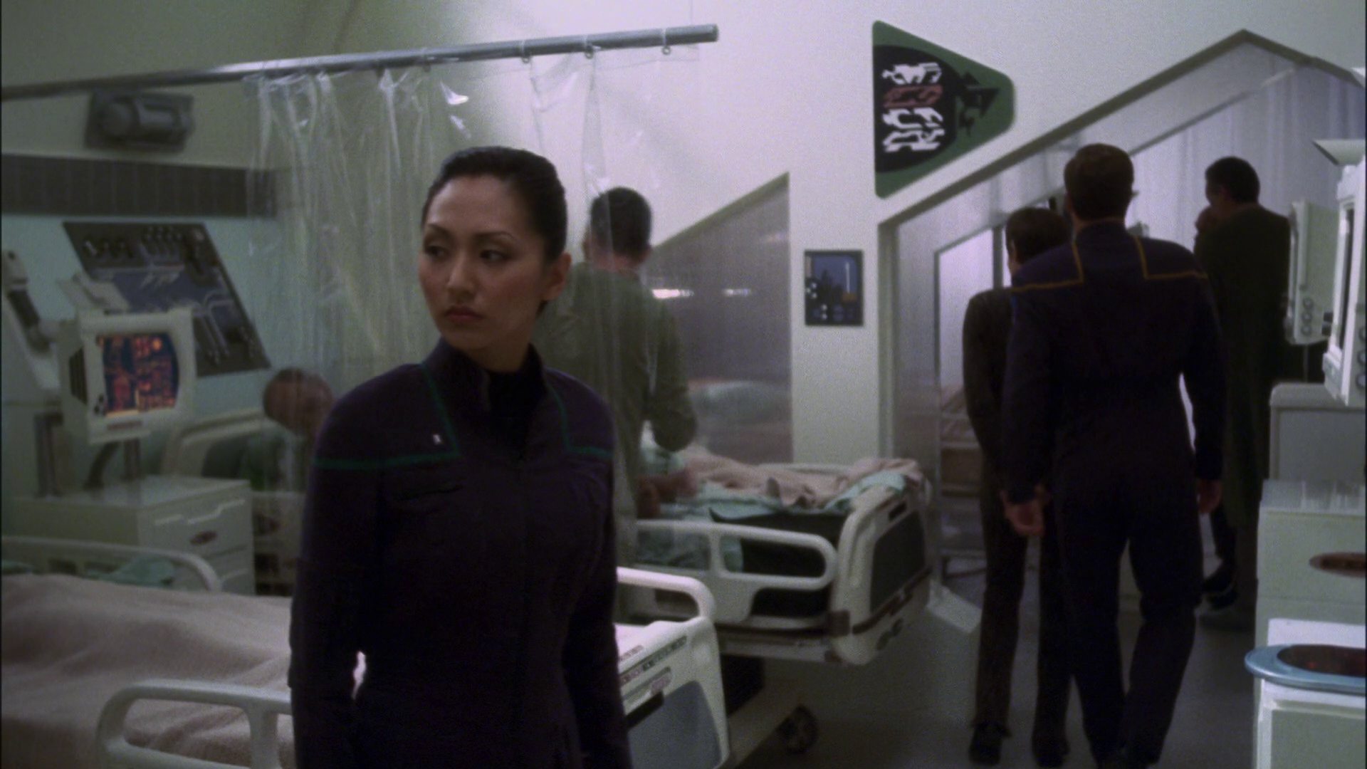 extant_StarTrek_ENT_1x13-DearDoctor_1461.jpg