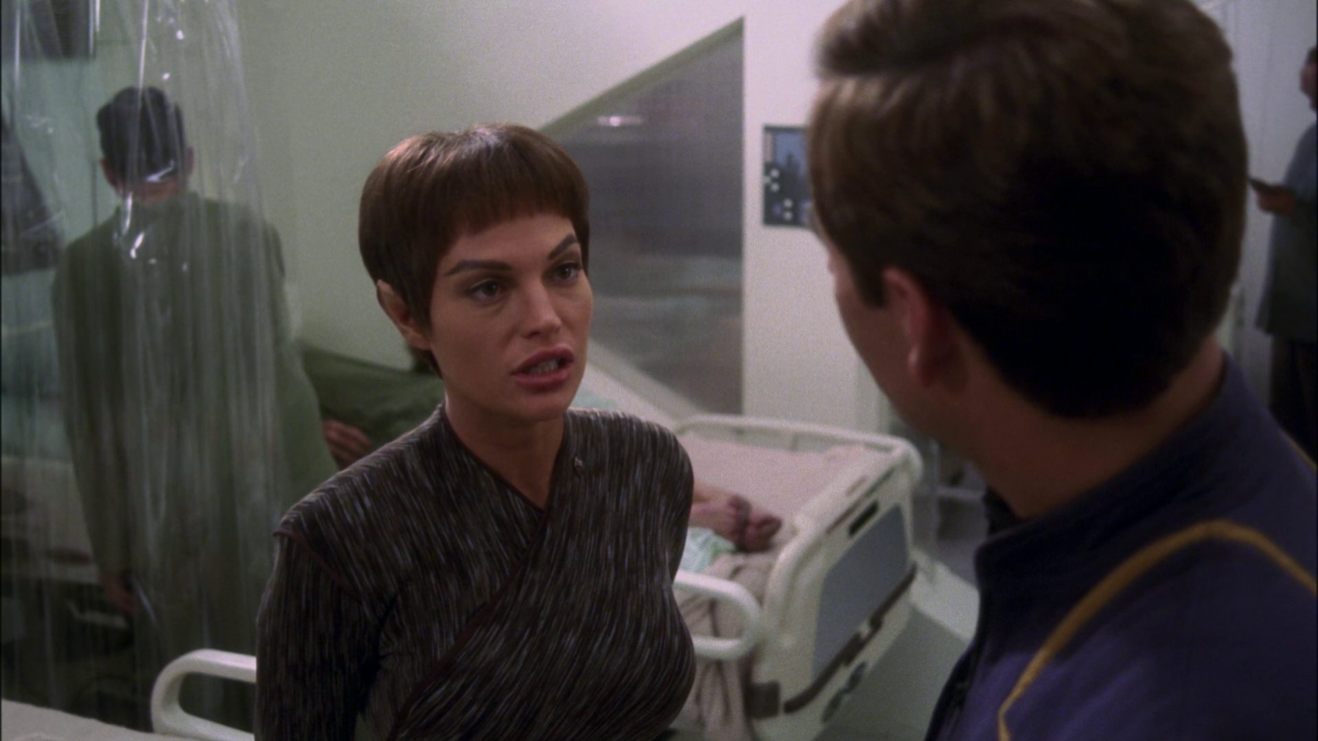 extant_StarTrek_ENT_1x13-DearDoctor_1498.jpg