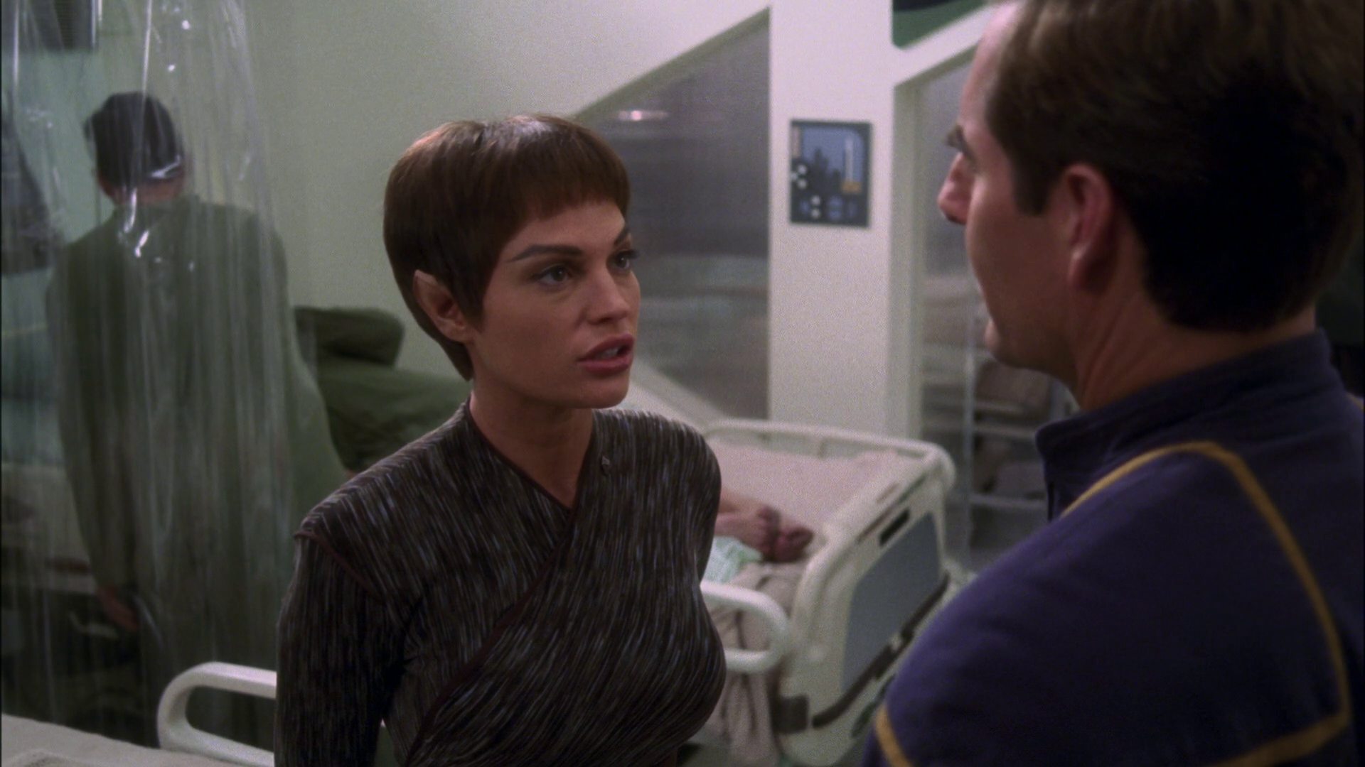 extant_StarTrek_ENT_1x13-DearDoctor_1499.jpg