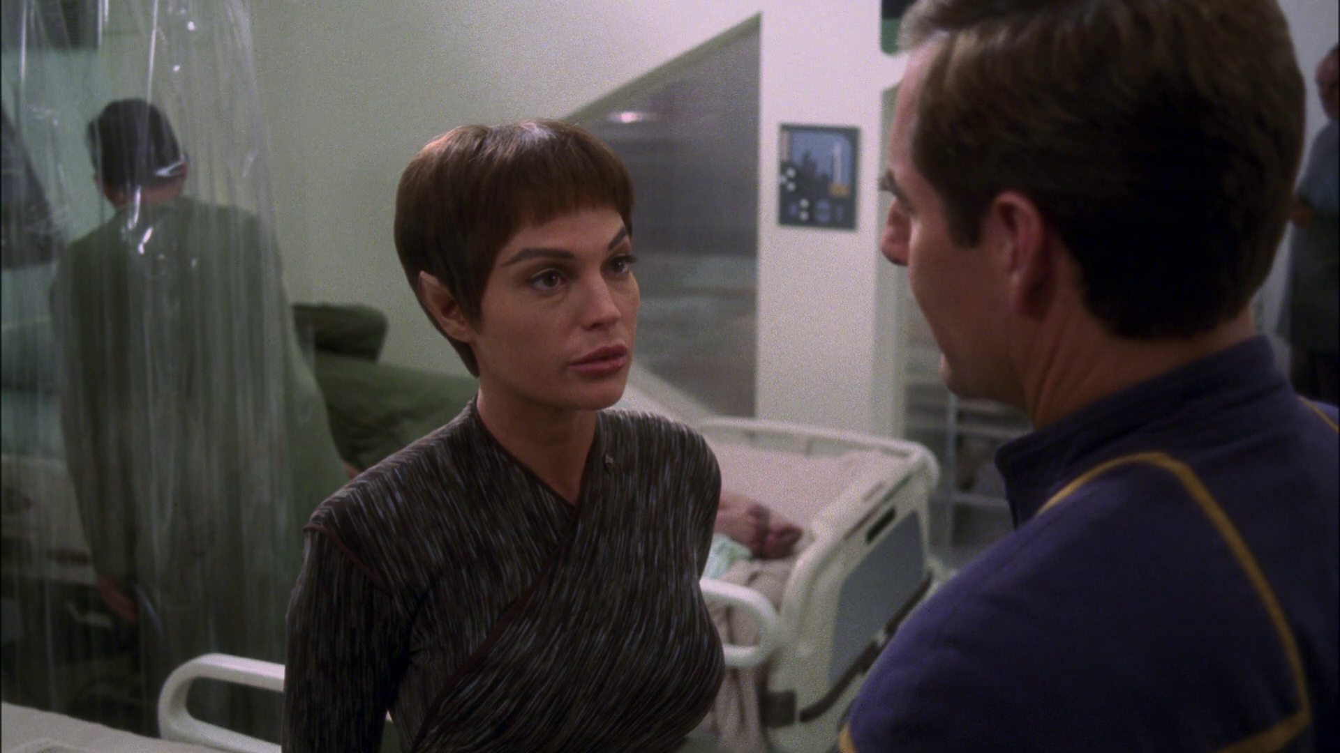 extant_StarTrek_ENT_1x13-DearDoctor_1500.jpg
