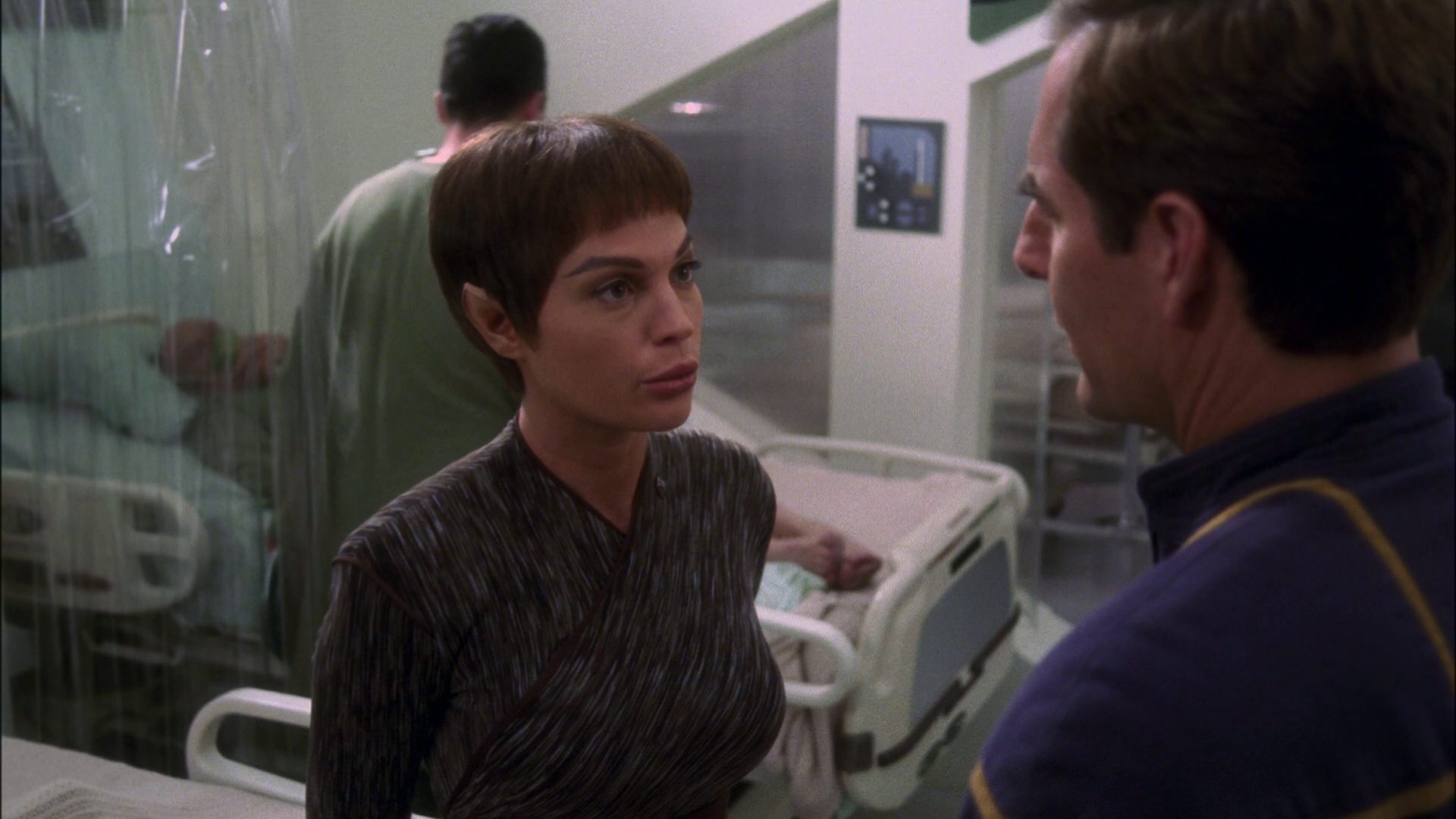 extant_StarTrek_ENT_1x13-DearDoctor_1505.jpg