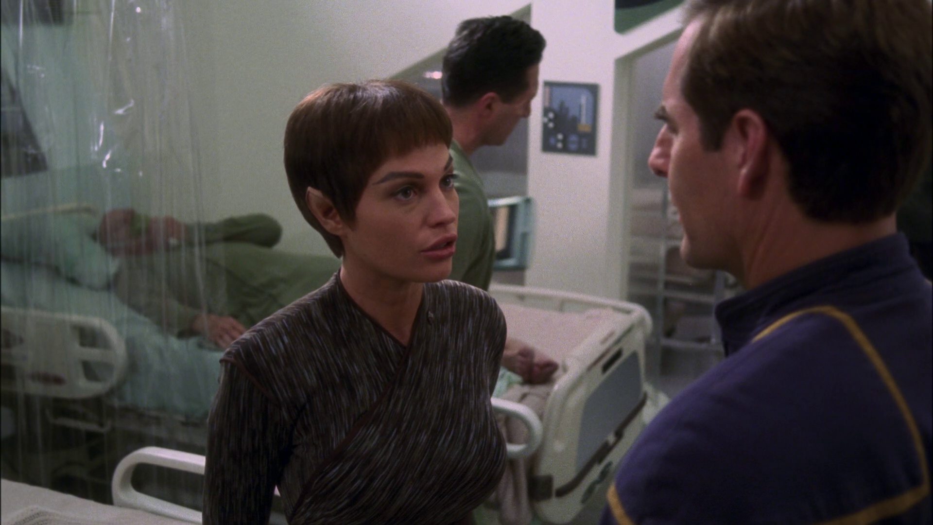 extant_StarTrek_ENT_1x13-DearDoctor_1507.jpg