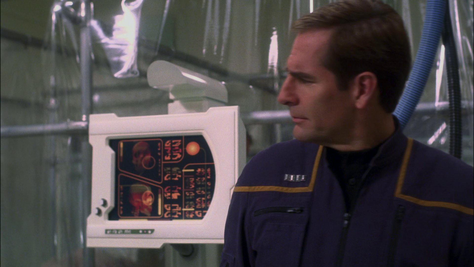 extant_StarTrek_ENT_1x13-DearDoctor_1517.jpg