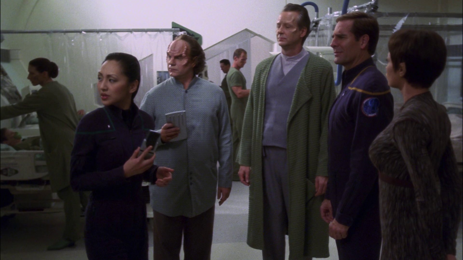 extant_StarTrek_ENT_1x13-DearDoctor_1531.jpg