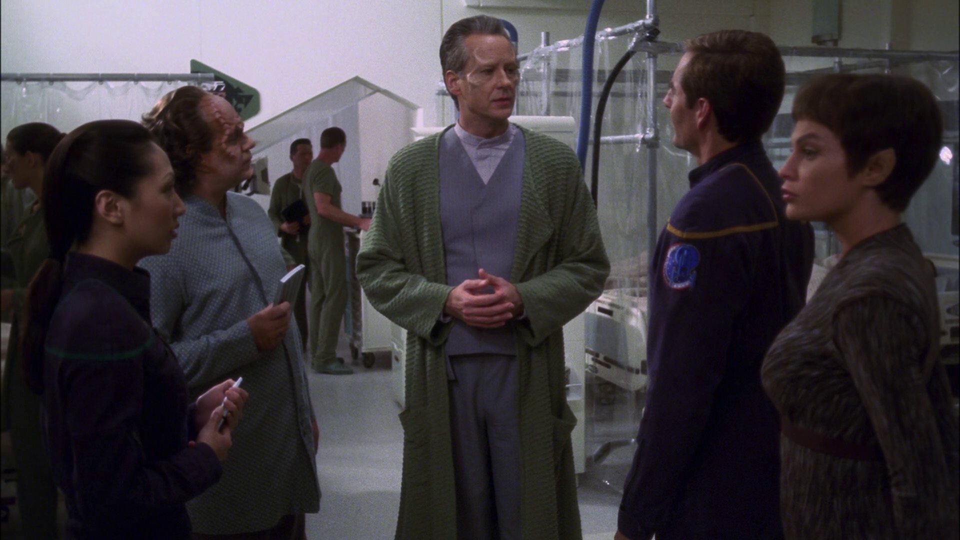 extant_StarTrek_ENT_1x13-DearDoctor_1539.jpg