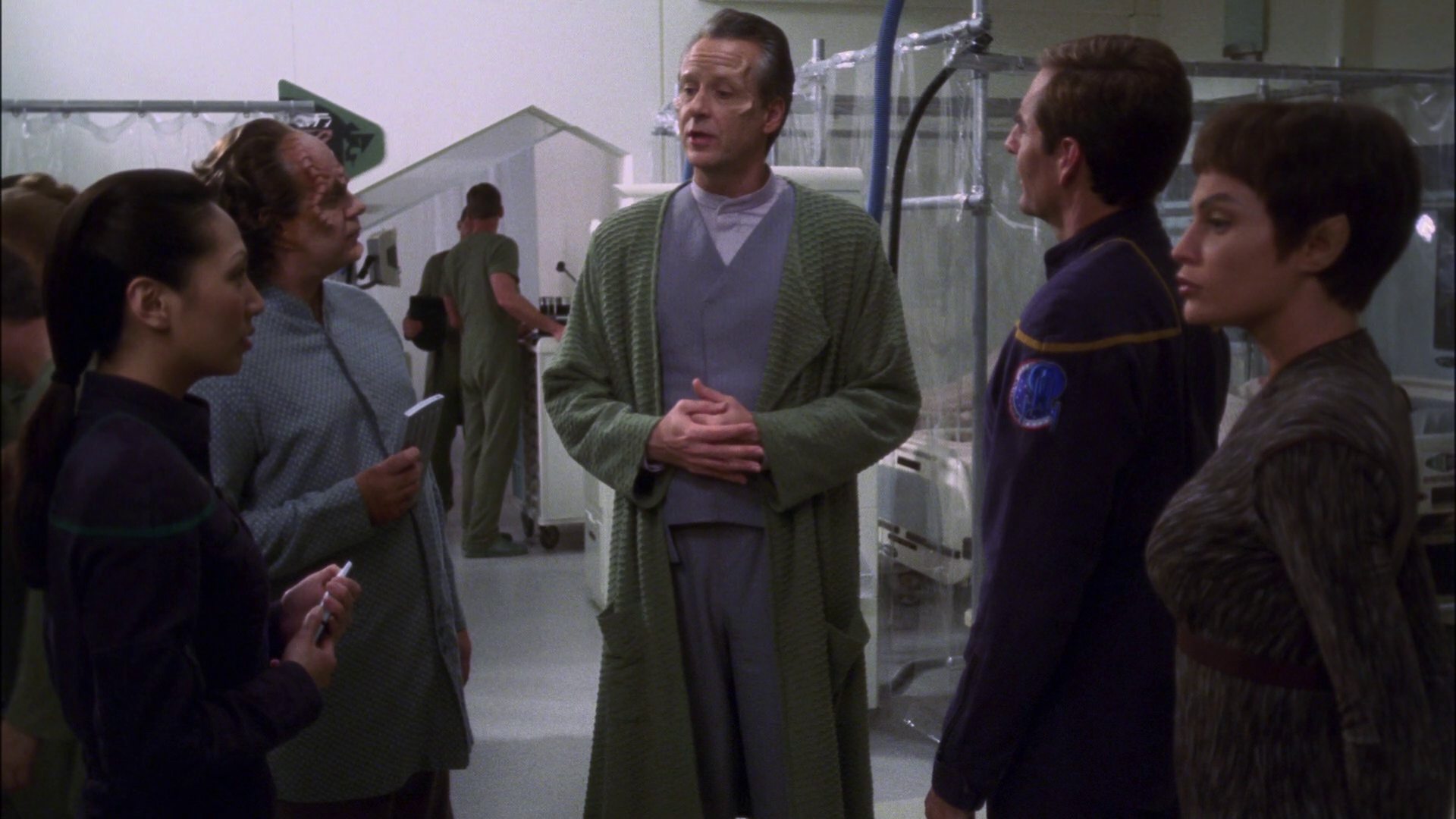 extant_StarTrek_ENT_1x13-DearDoctor_1540.jpg