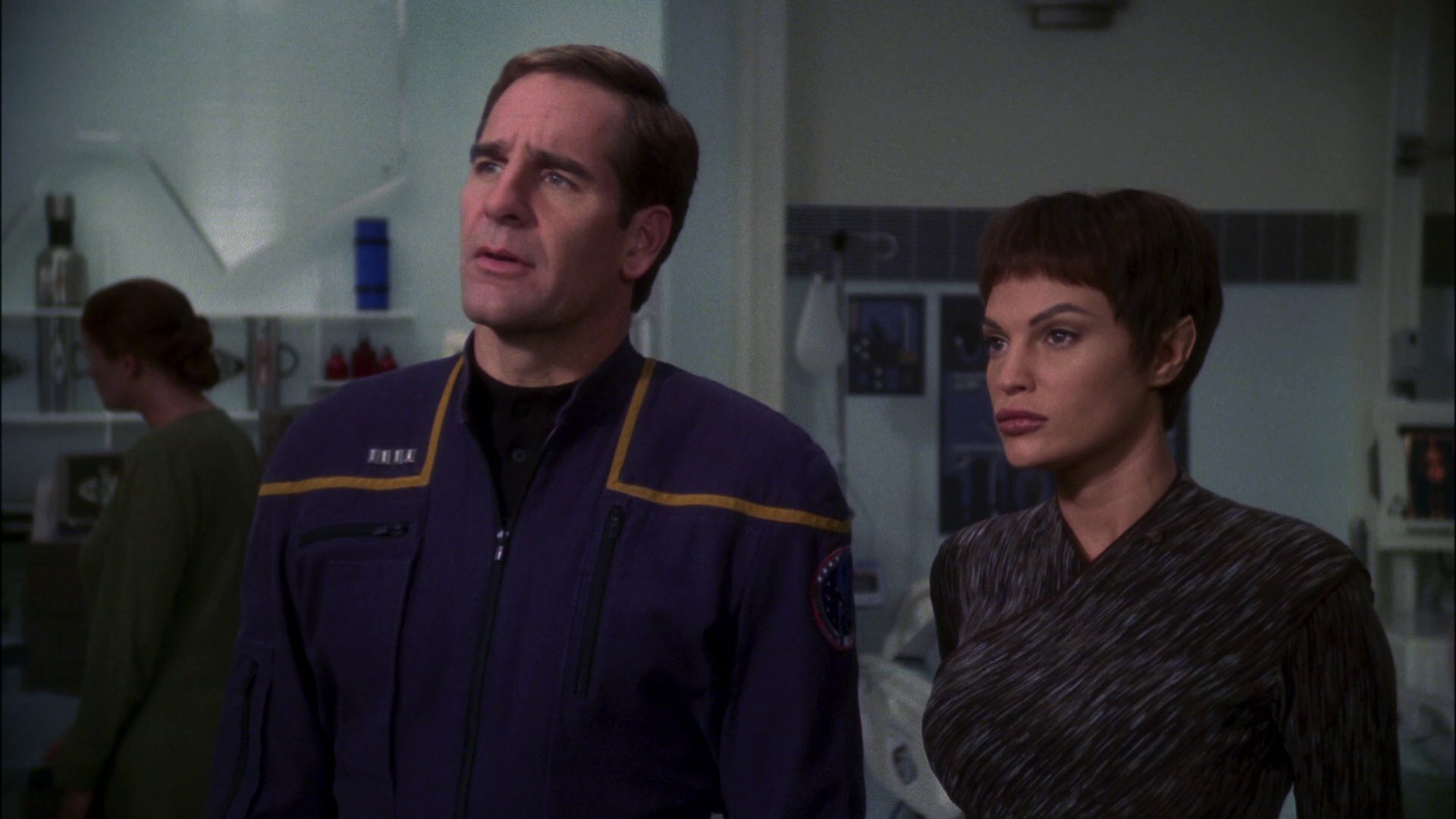 extant_StarTrek_ENT_1x13-DearDoctor_1552.jpg
